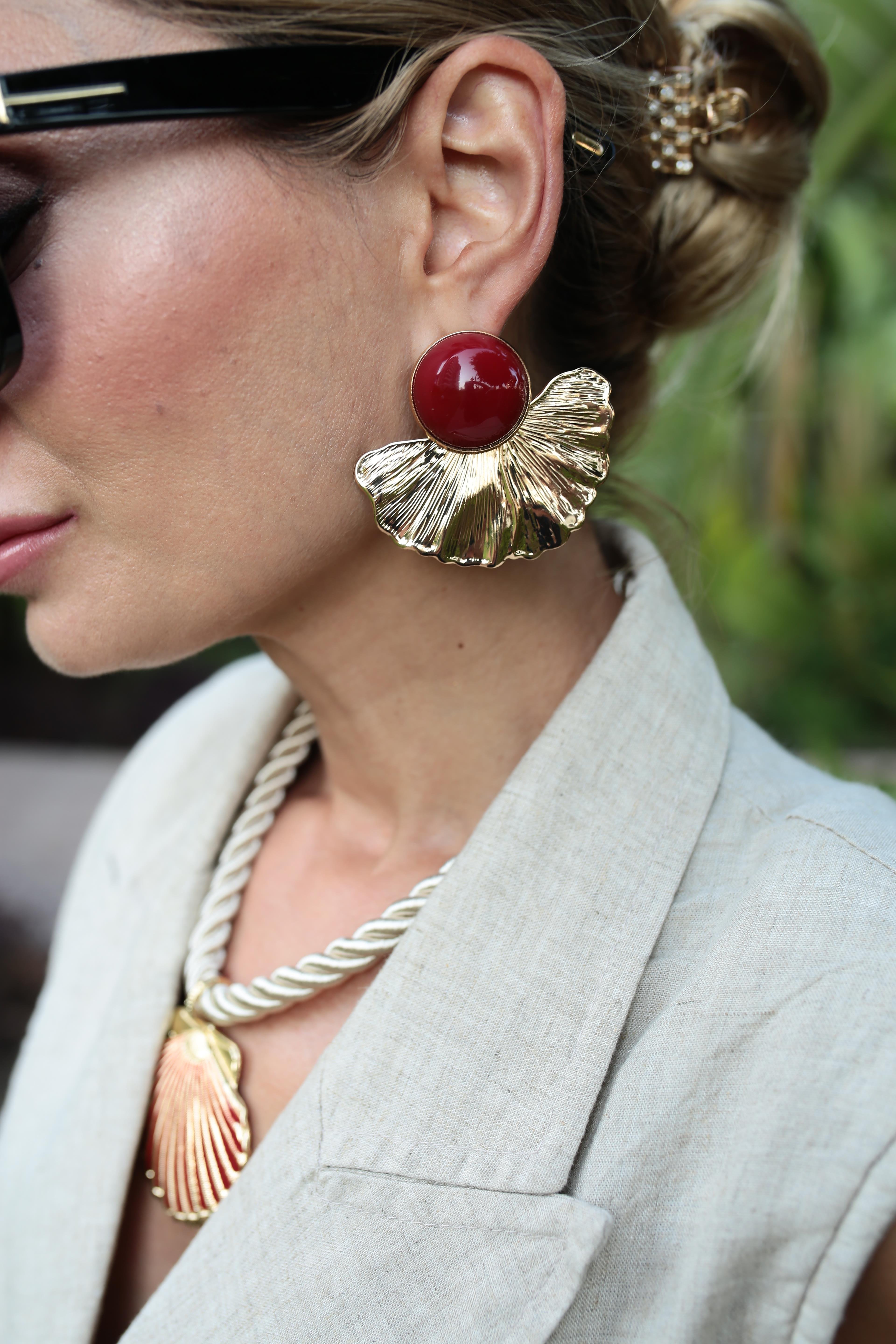 Bordo Detay Gold Yaprak Küpe KÜPE | NO33