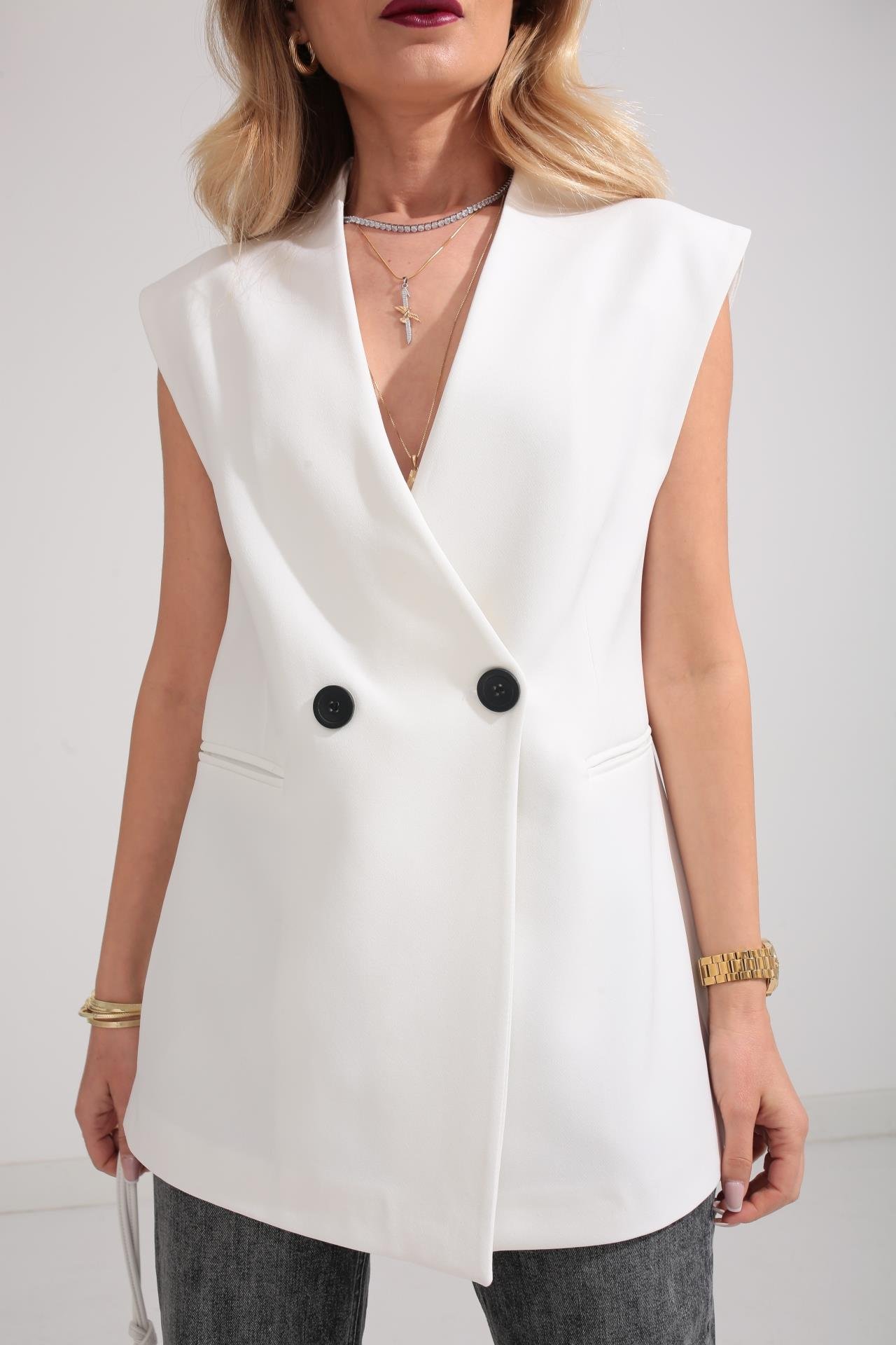 Çift Düğme Uzun Beyaz Yelek YELEK
