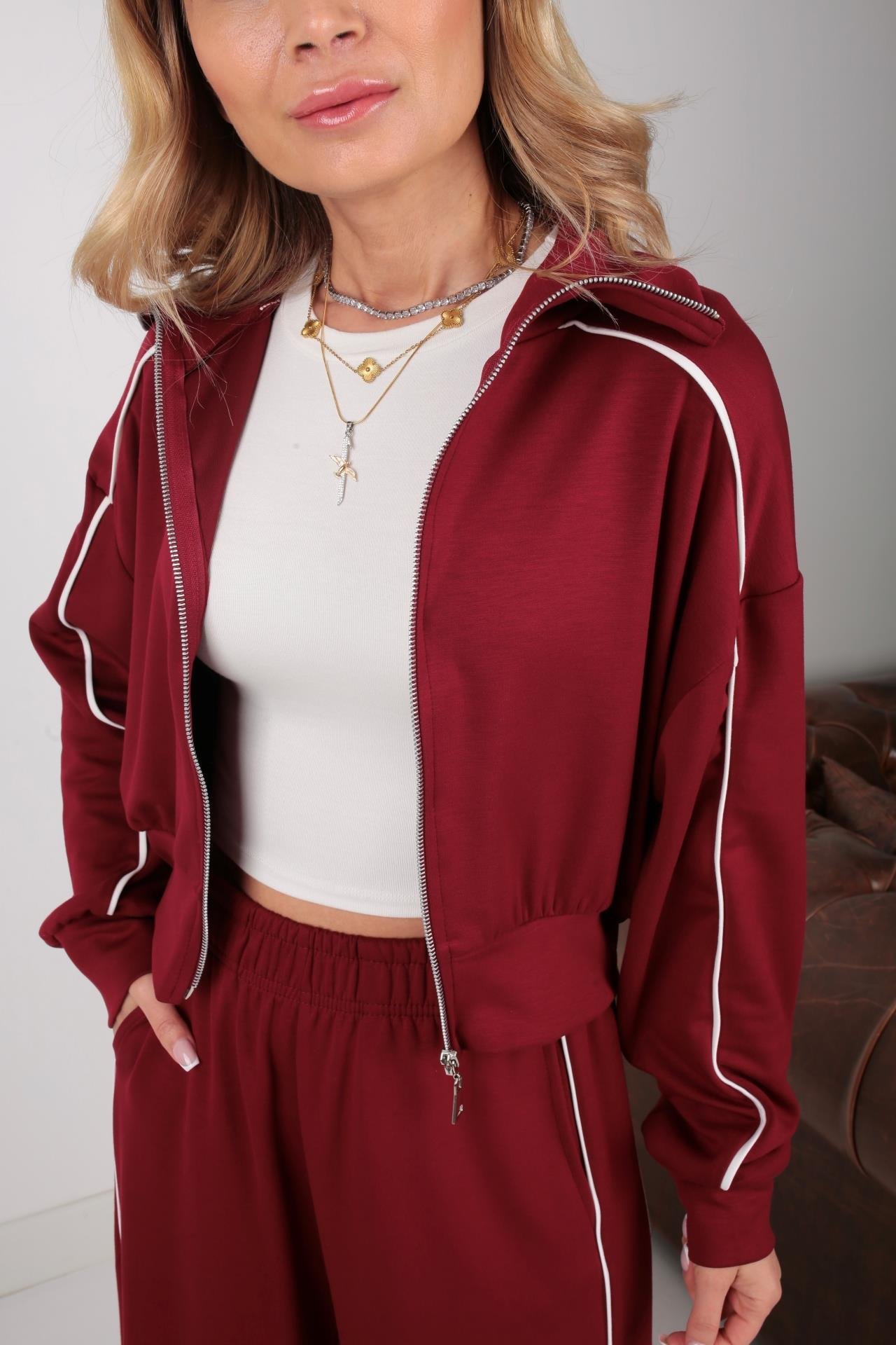 Dik Yaka Biyeli Bordo Spor Takım SPOR TAKIMLAR