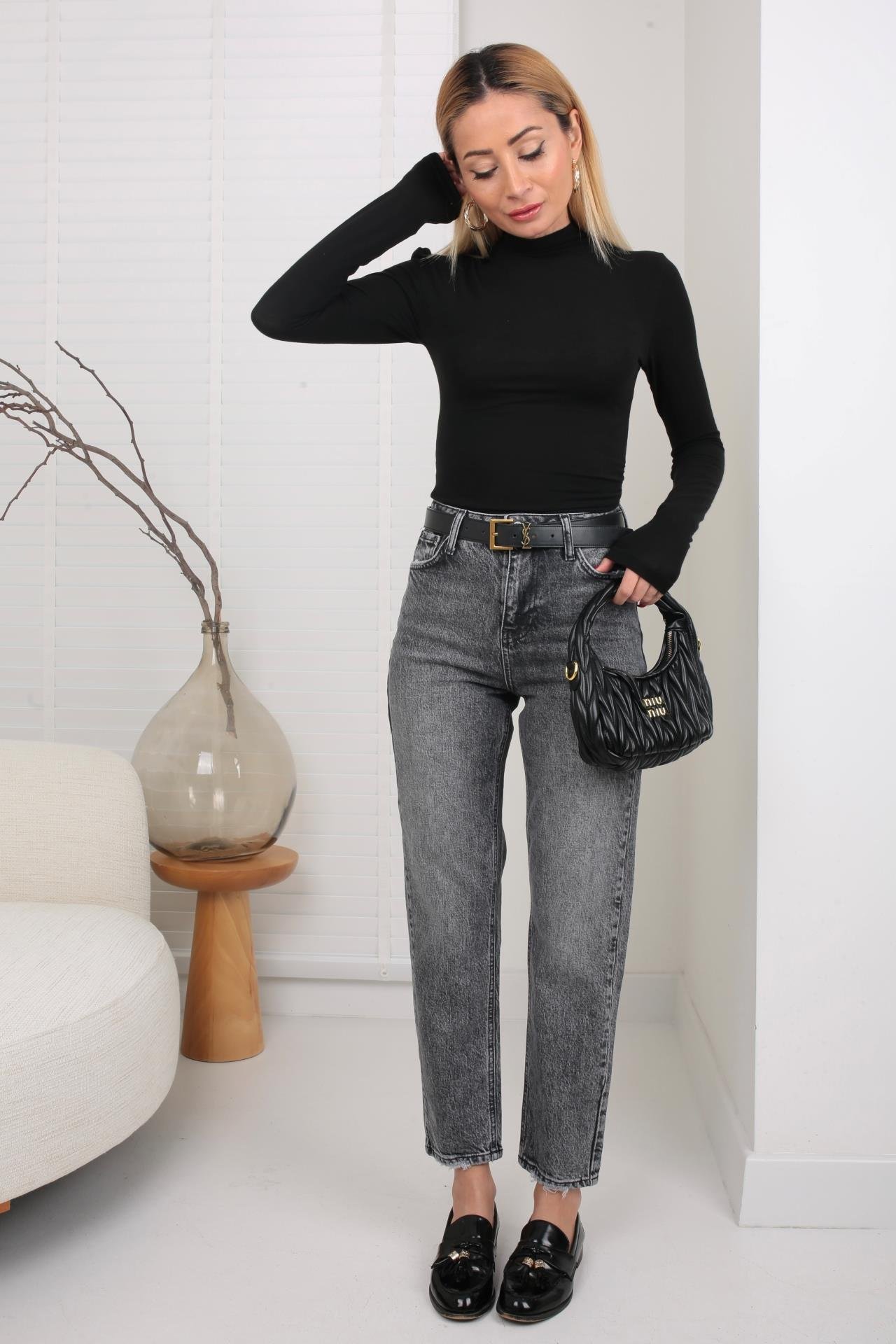 Dik Yaka Drapeli Siyah İnce Bluz BLUZ