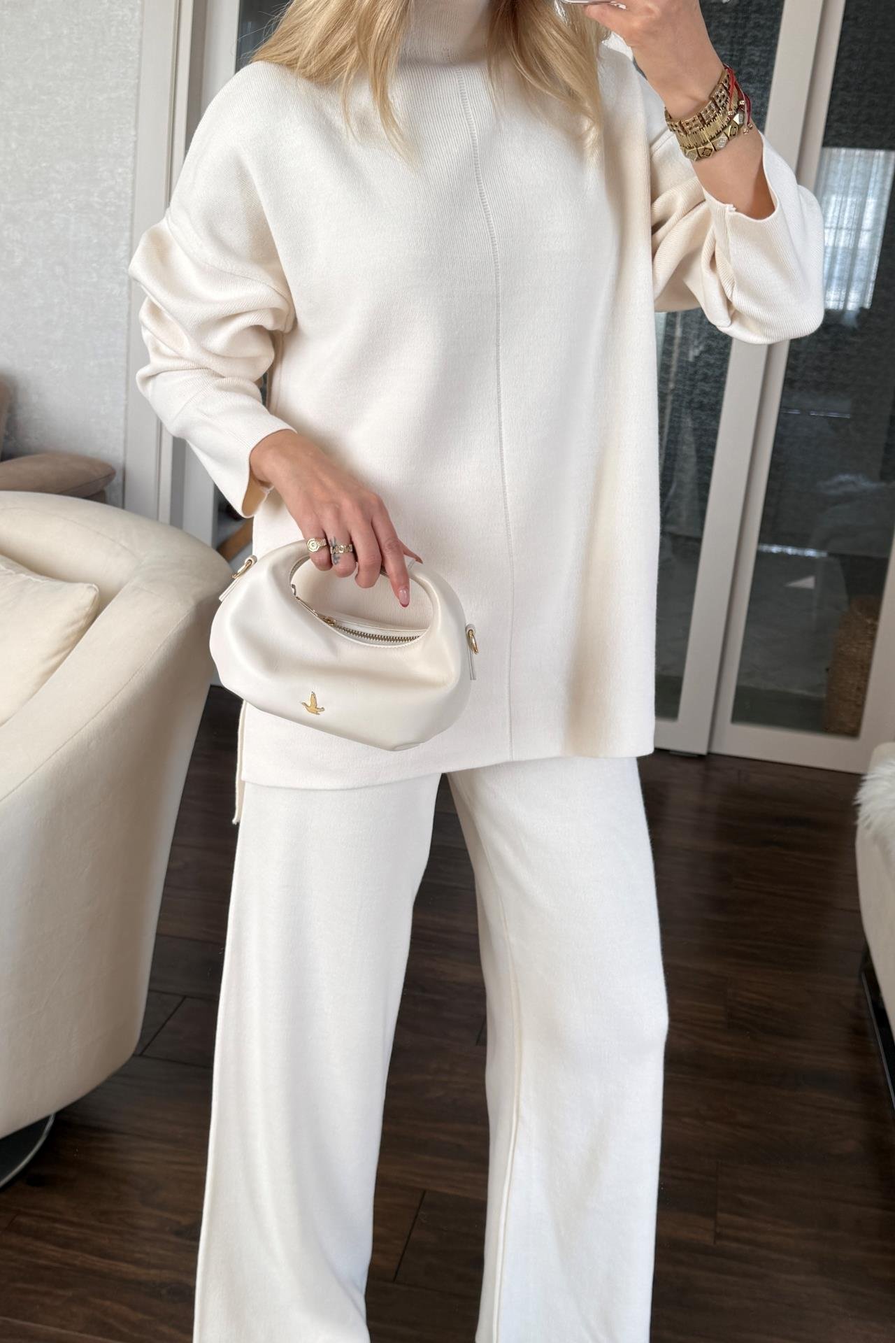 Dik Yaka Ekru Pantolonlu Triko Takım TAKIM