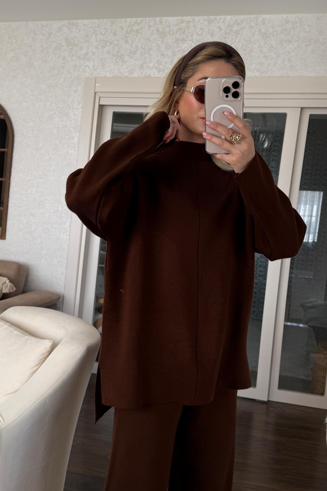 Dik Yaka Kahve Pantolonlu Triko Takım TAKIM