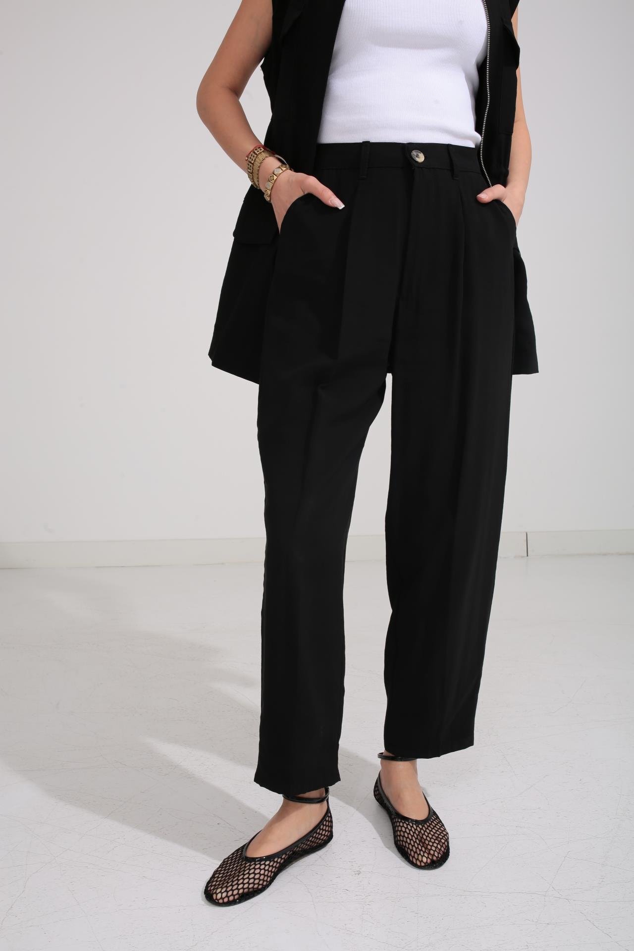 Dik Yaka Yelekli Tensel Kumaş Siyah Takım TAKIM