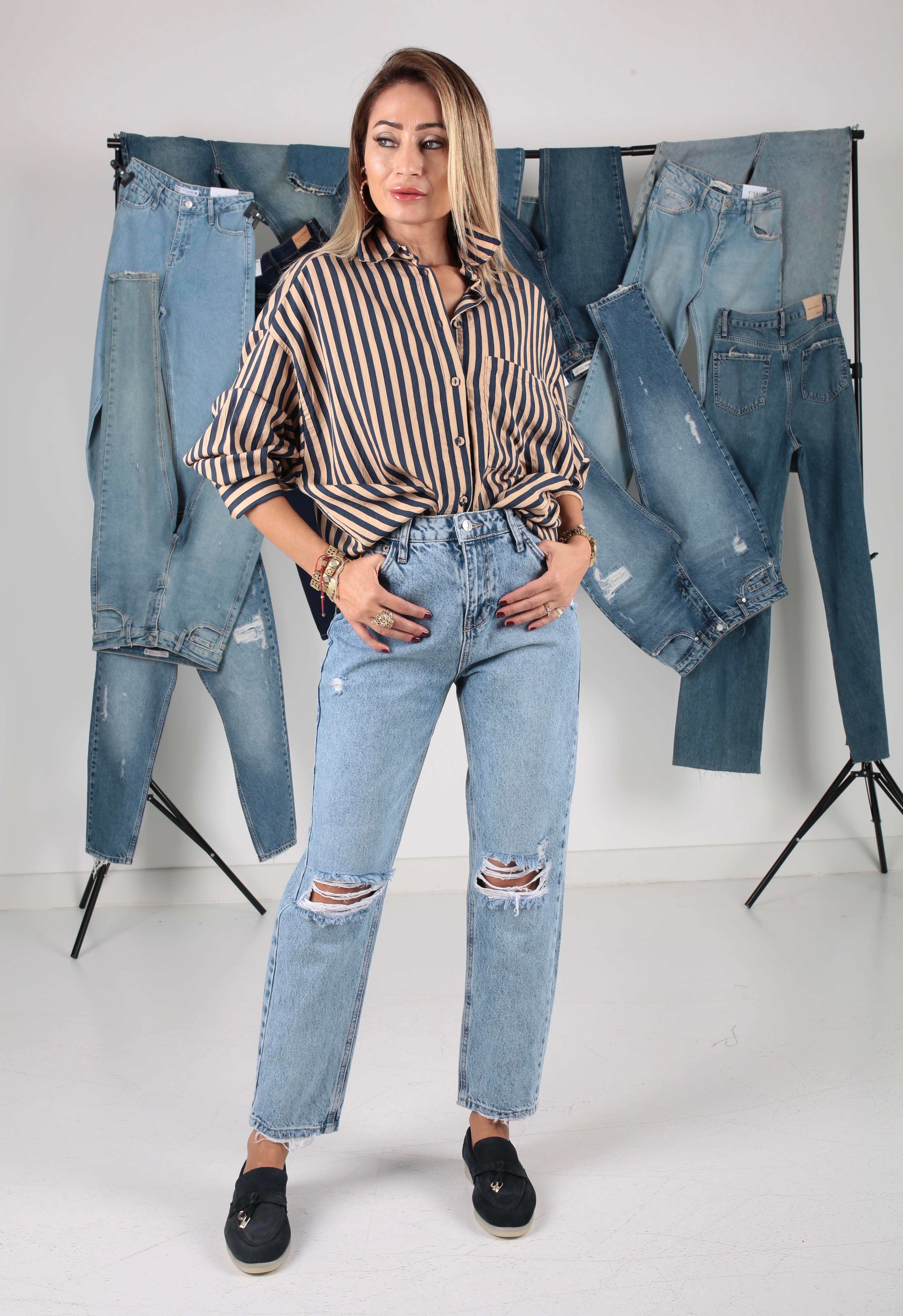 Dizleri Yırtıklı Mom Jean(1842-2) JEAN