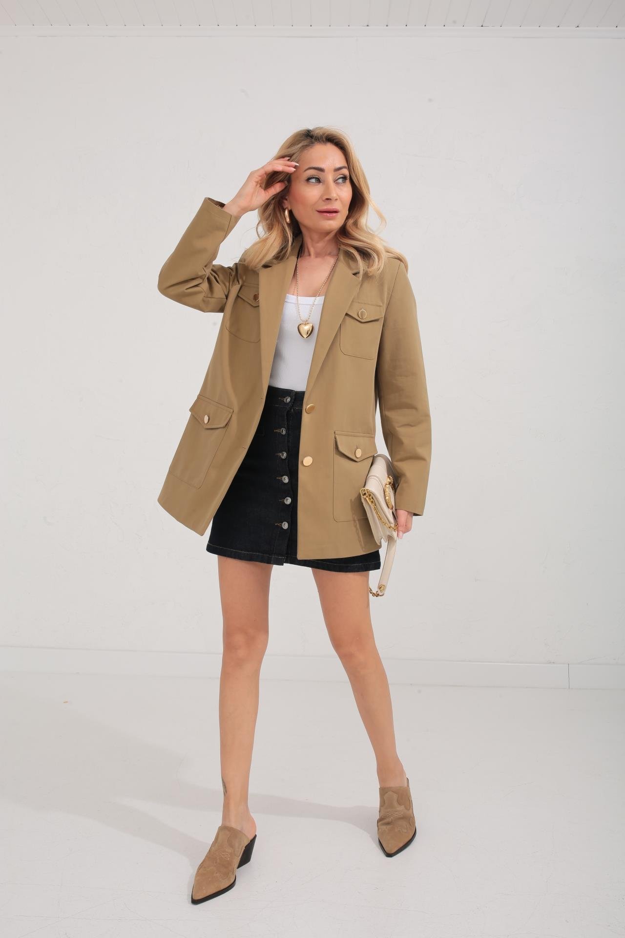 Dört Cepli Gold Düğme Detay Ceket CEKET