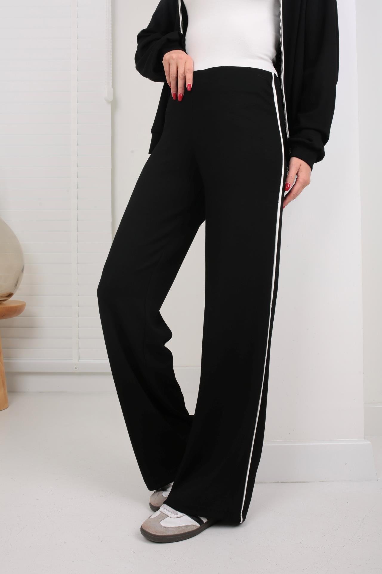 Fermuarlı Yanı Şeritli Siyah Spor Takım SPOR TAKIMLAR