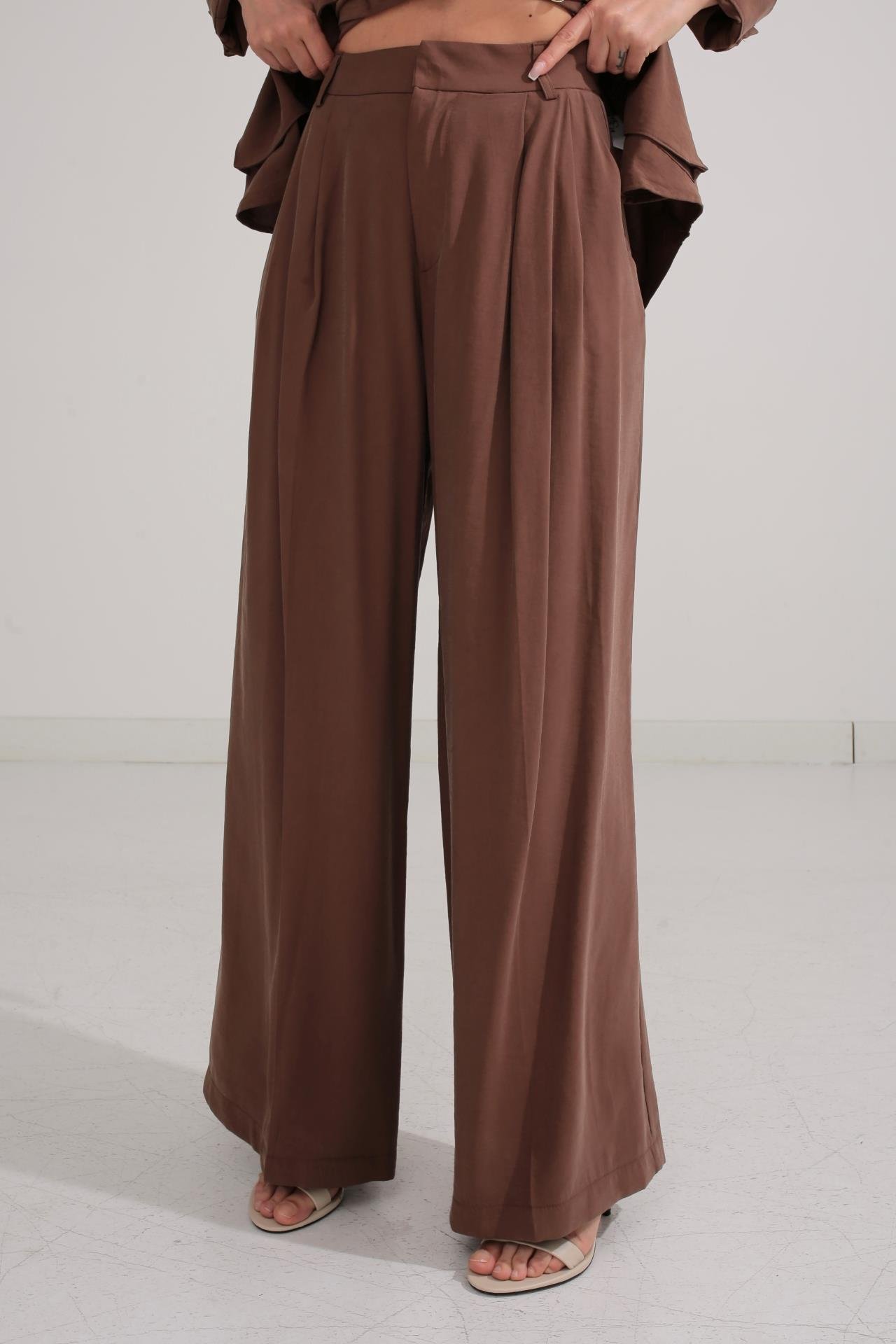 Gold Düğmeli Kahverengi Tensel Takım TAKIM