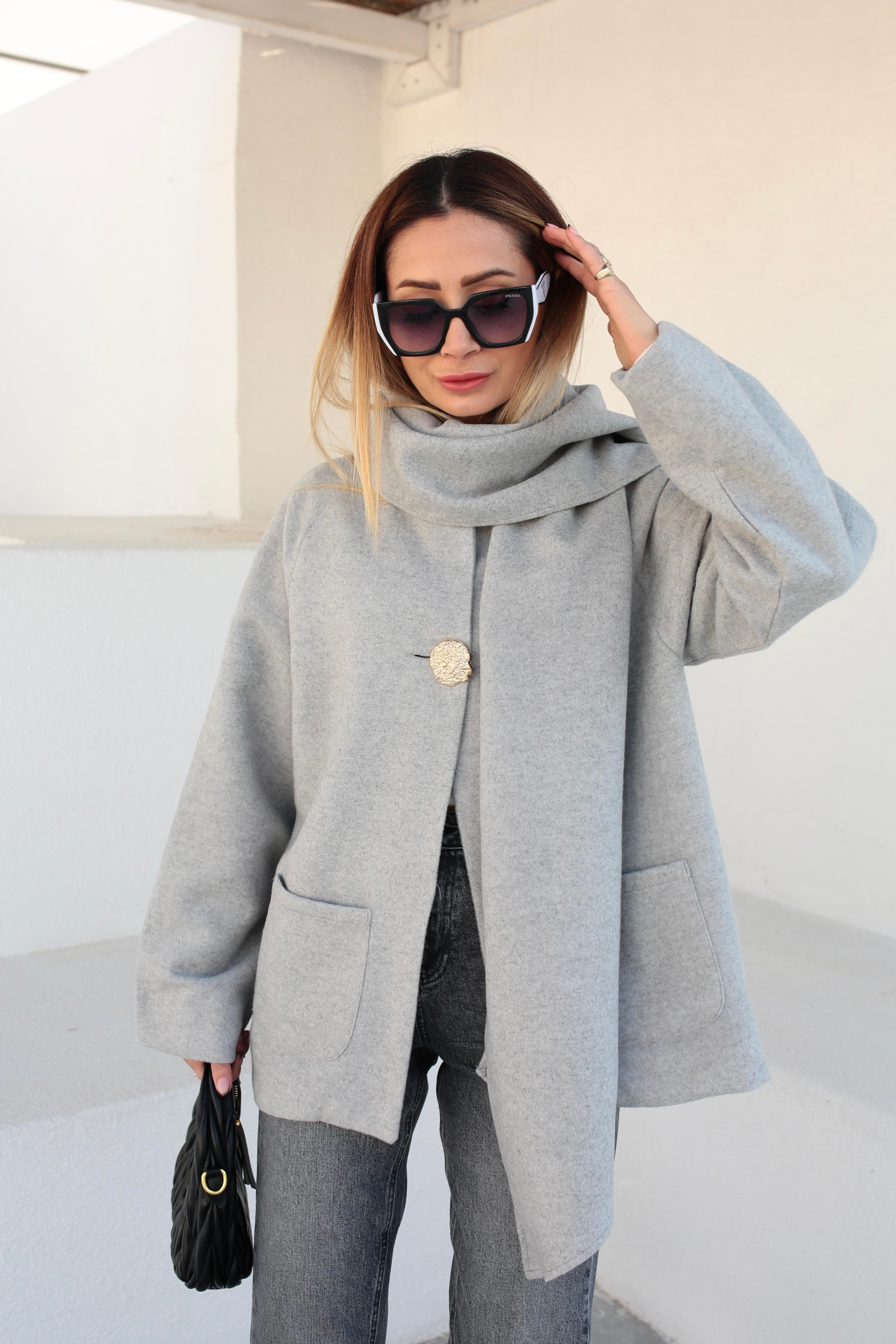 Gold Düğmeli Şallı Gri Kaşe Ceket CEKET