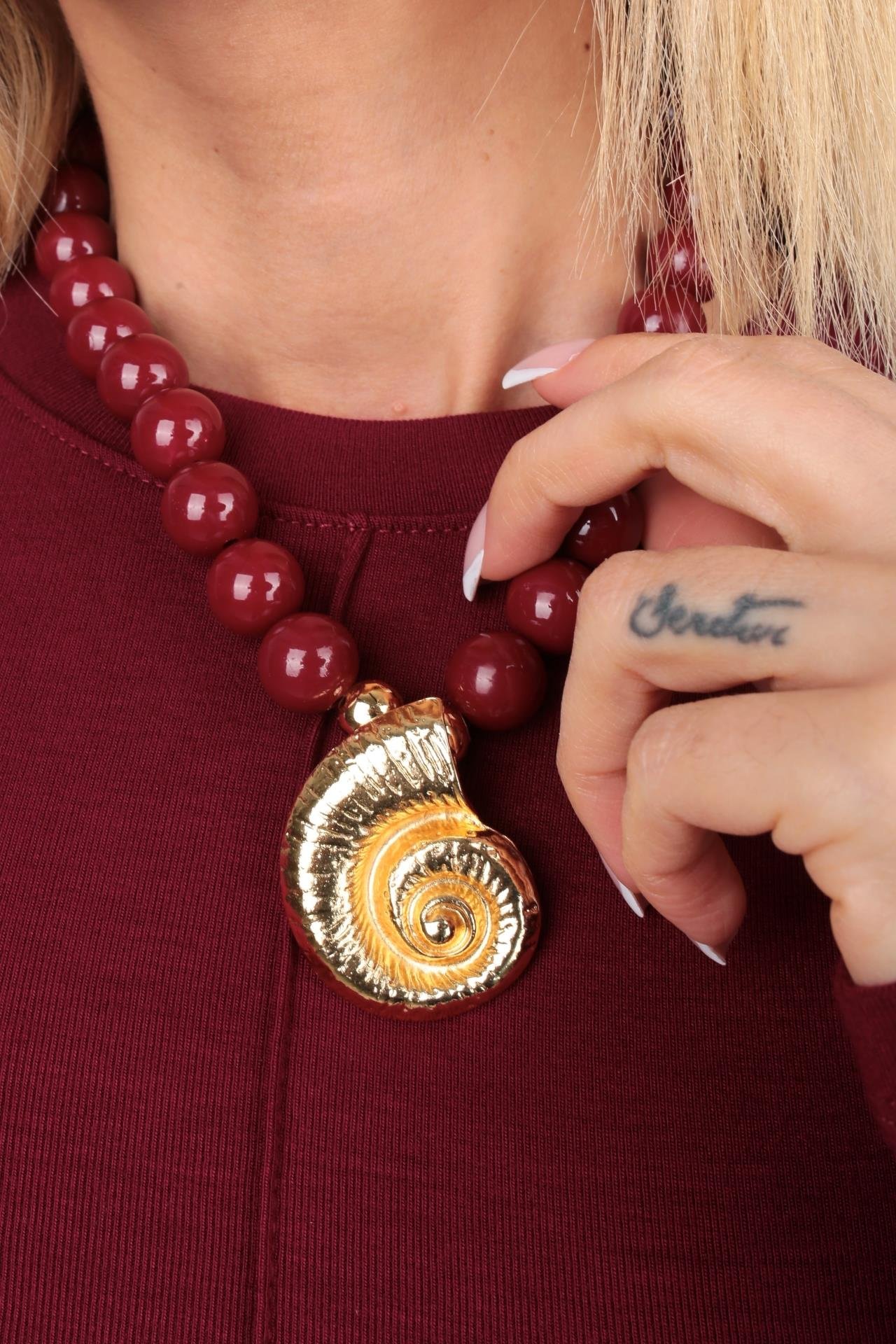 Gold Midye Detay Bordo Kolye KOLYE