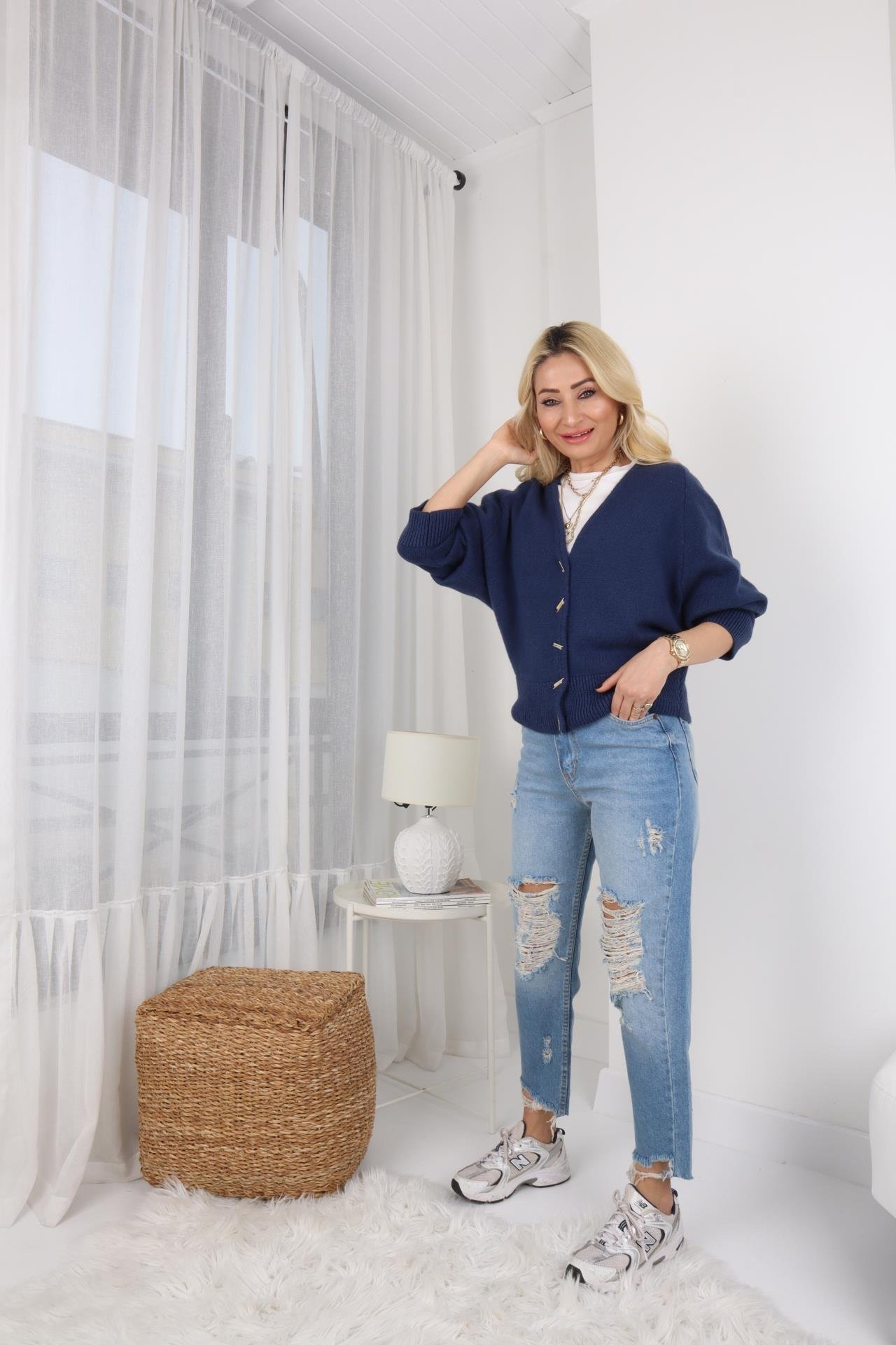 Gölgeli Dizleri  Yırtıklı Likrasız Mom Jean JEAN