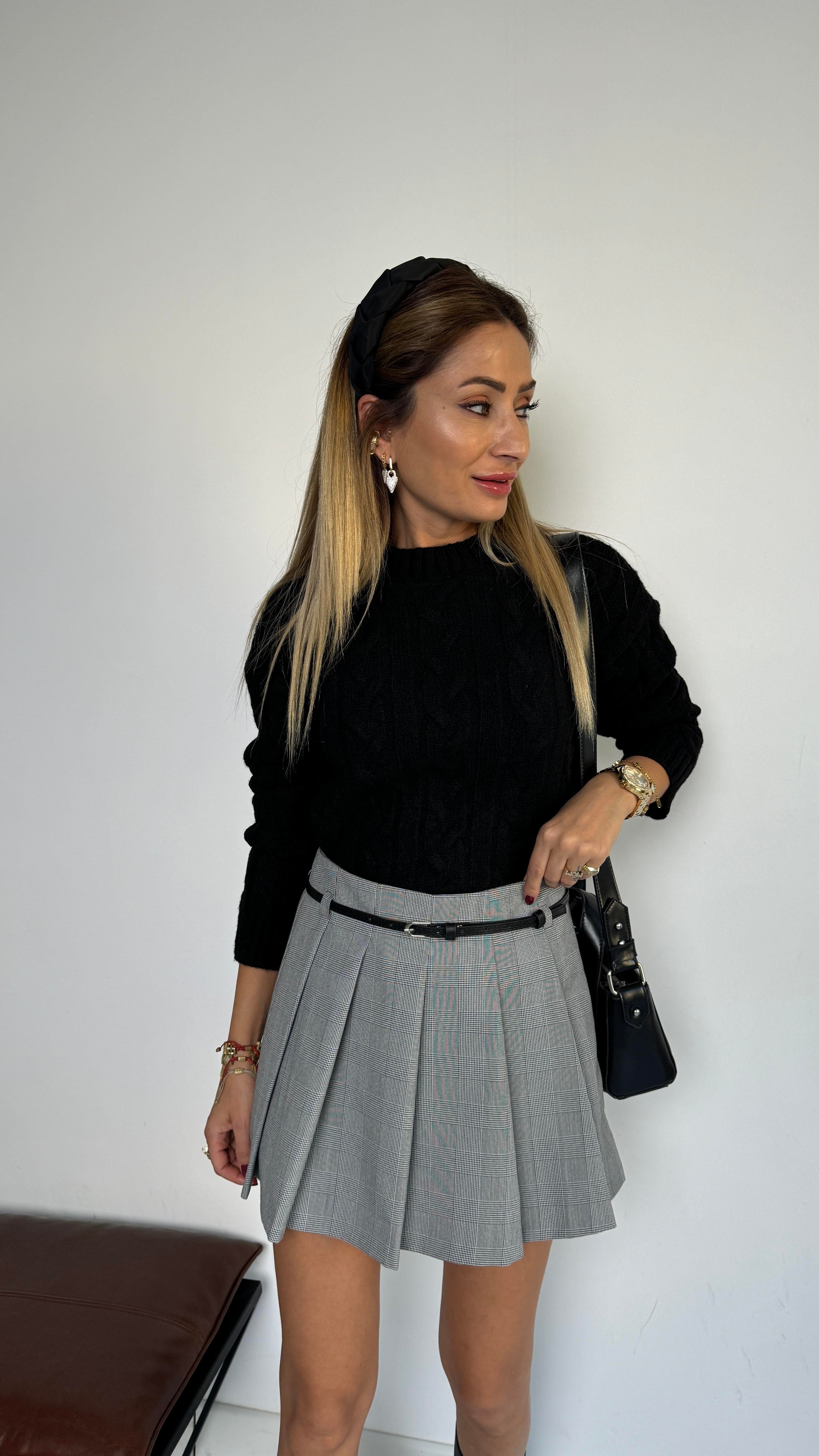 Gri Pileli Şort Etek ETEK