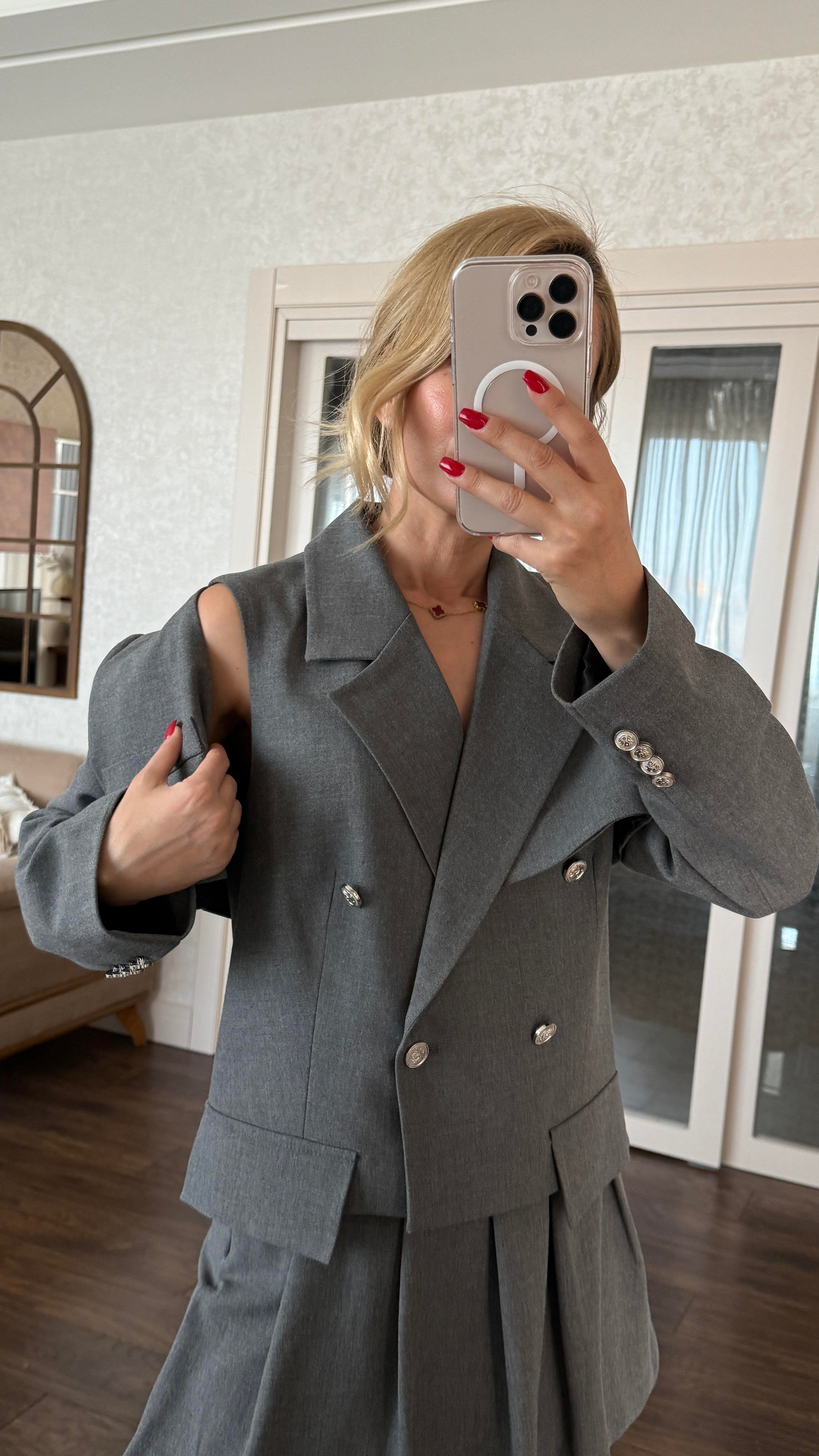 Gri Yelekli Crop Ceket Takım CEKET