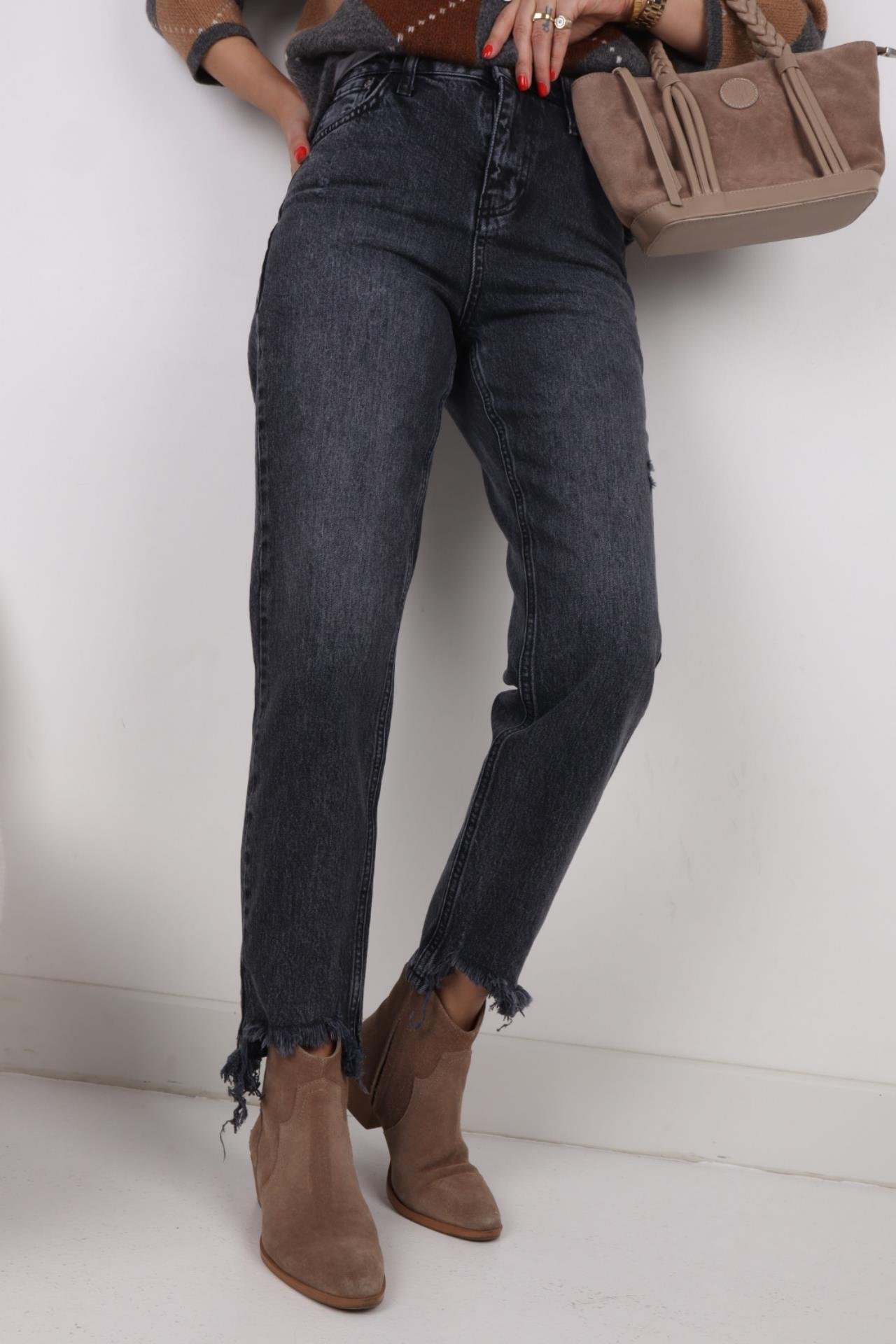 High Rise Paça Detay Az Likralı Füme Mom Jean JEAN