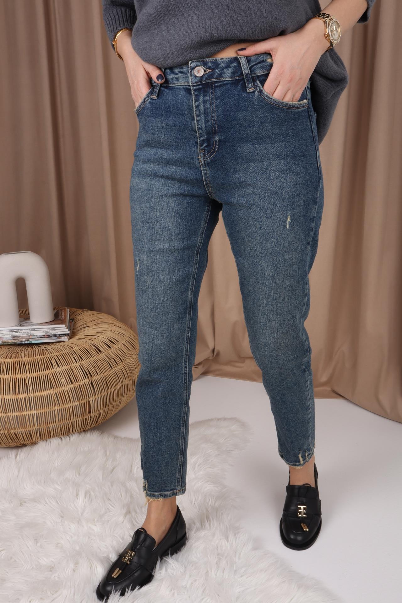 High Rise Tırnak Detaylı Likralı Mom Jean JEAN