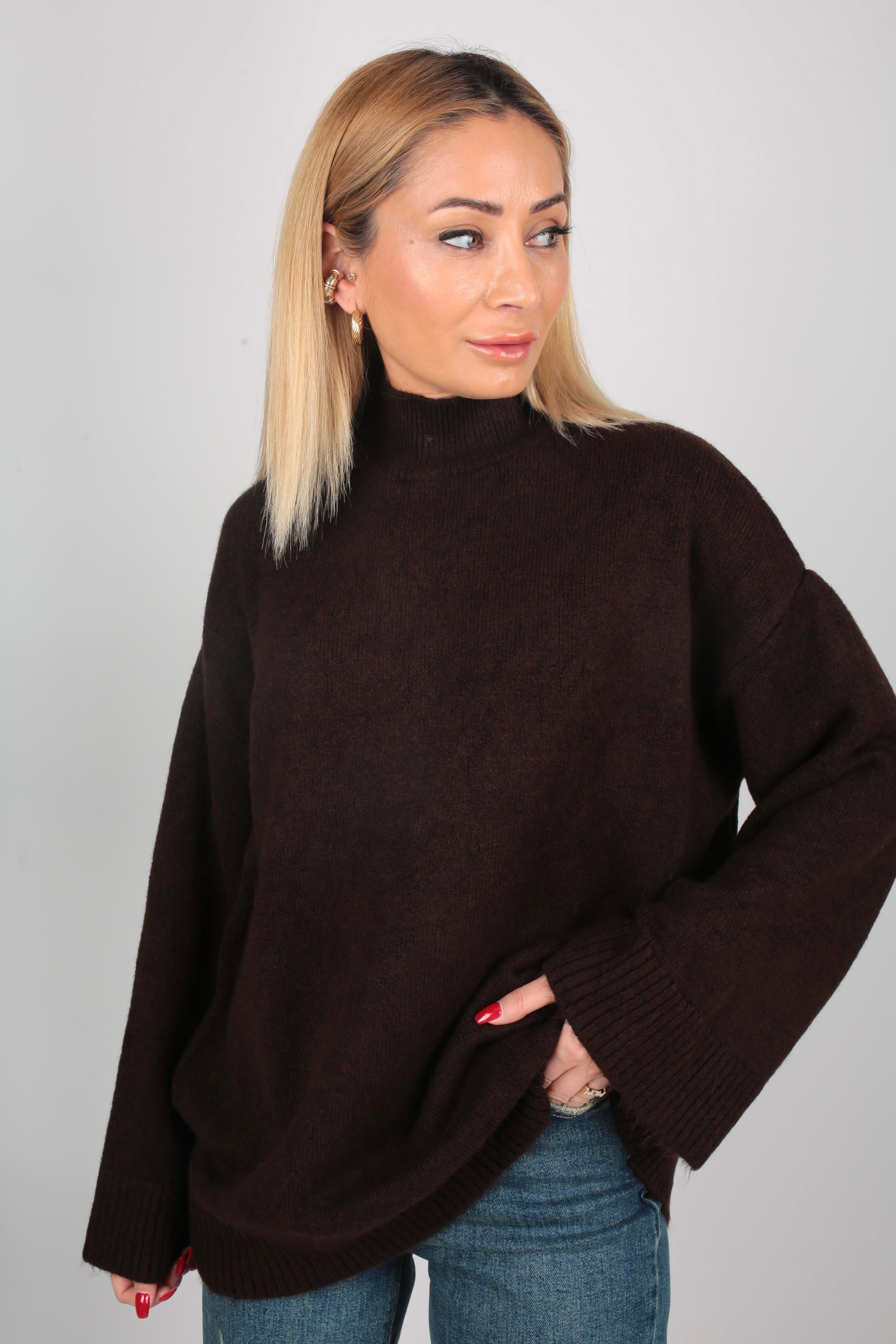 Kahve Dik Yaka Oversize Kazak TRİKO VE KAZAK