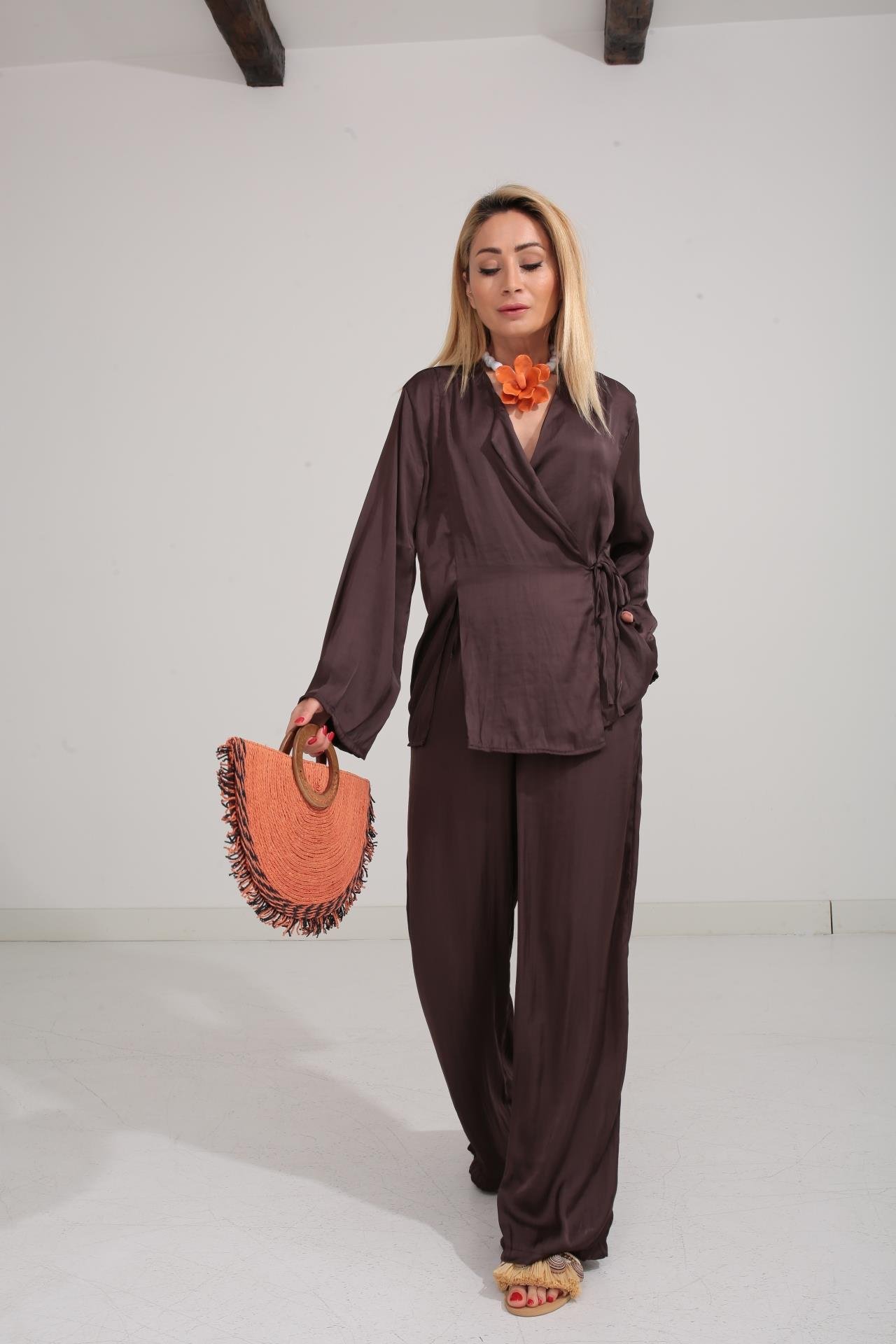 Kahve Kraşlı Kruvaze Bağlama Saten Takım TAKIM | NO33