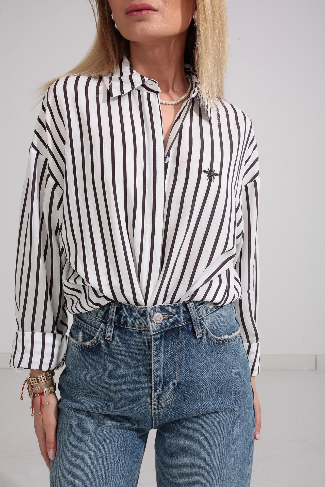 Kahverengi Çizgili Nakışlı Gömlek GÖMLEK