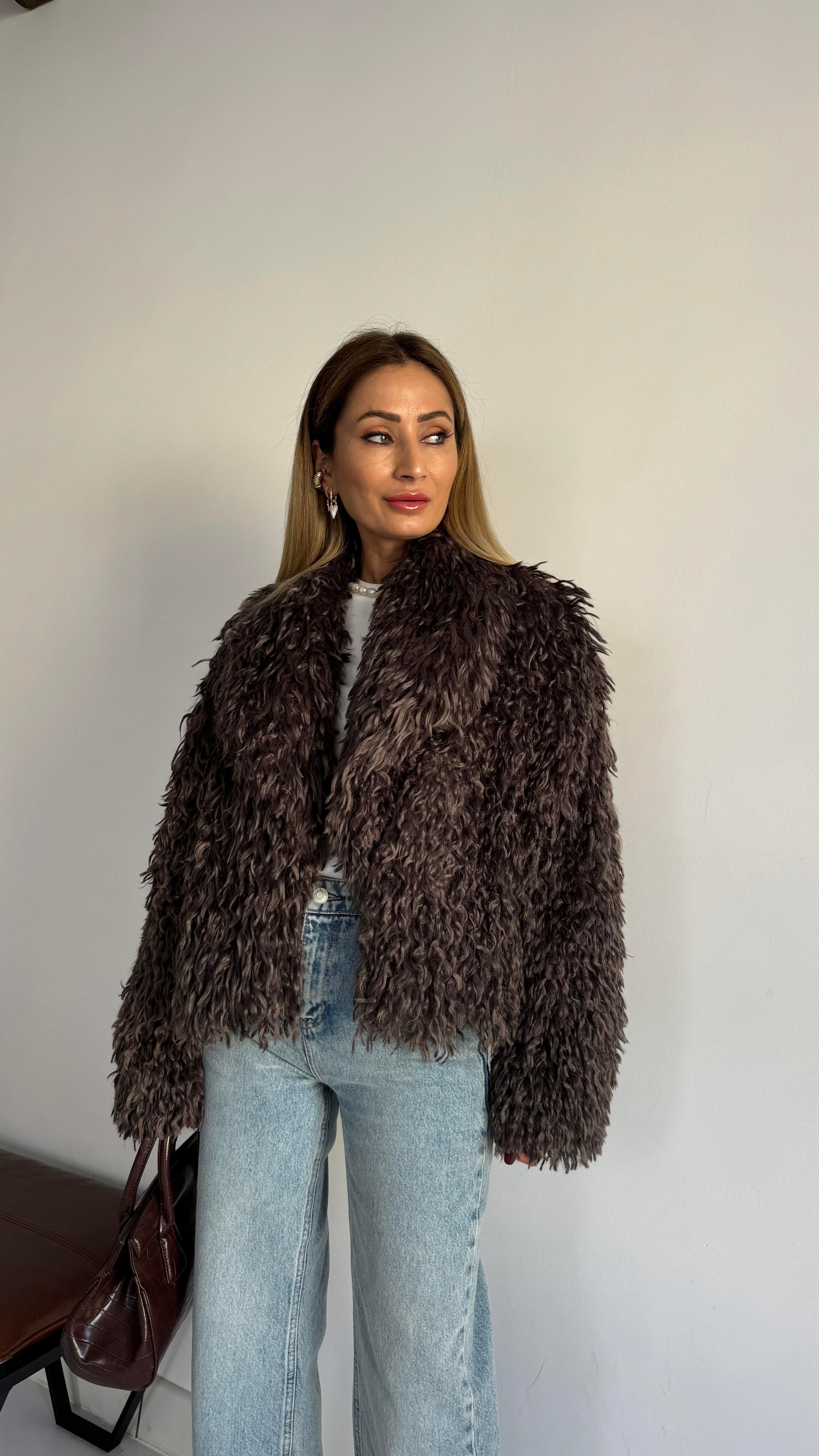 Kahverengi Kısa Premium Kürk KABAN