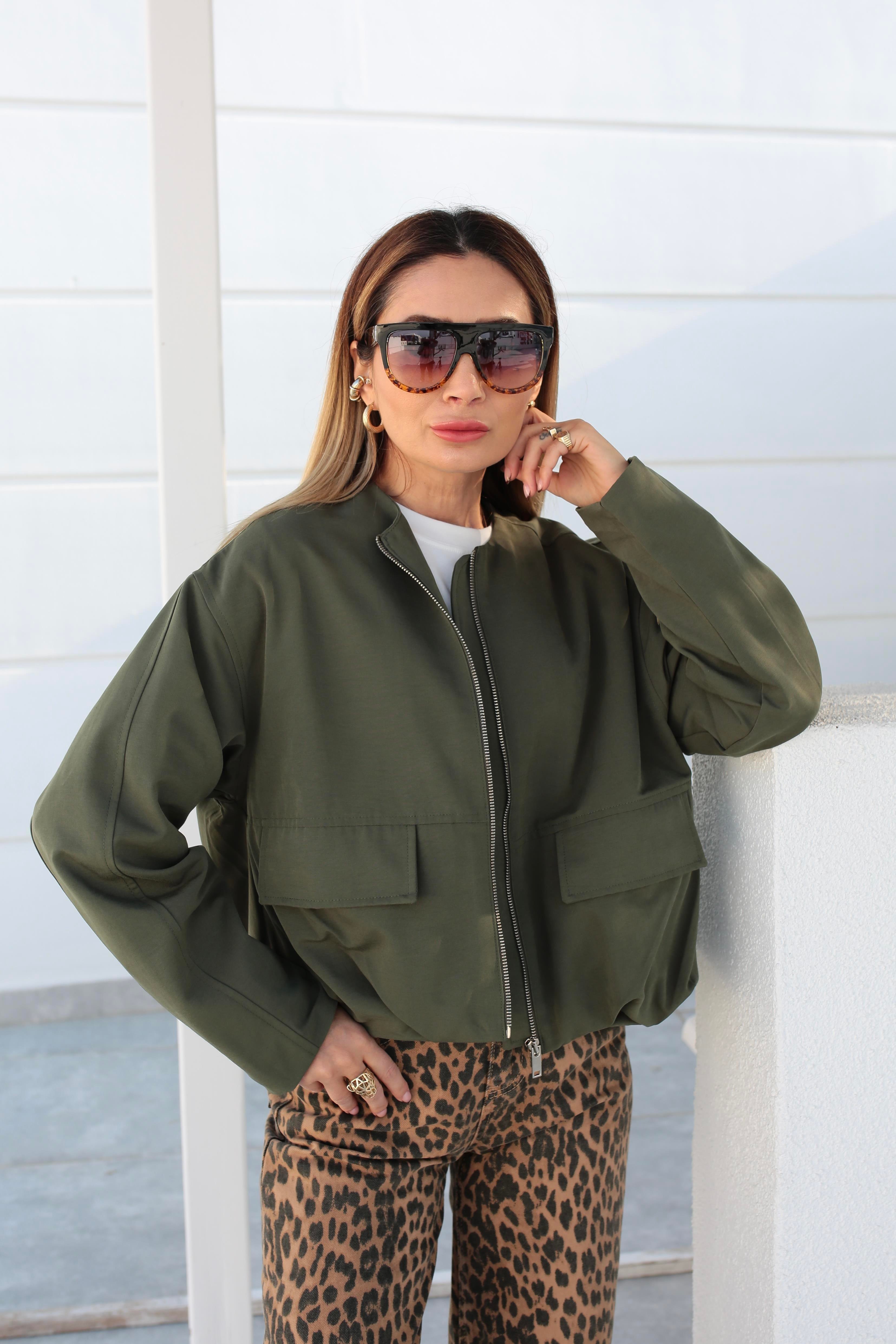 Kapak Cepli Pileli Haki Bomber Ceket CEKET