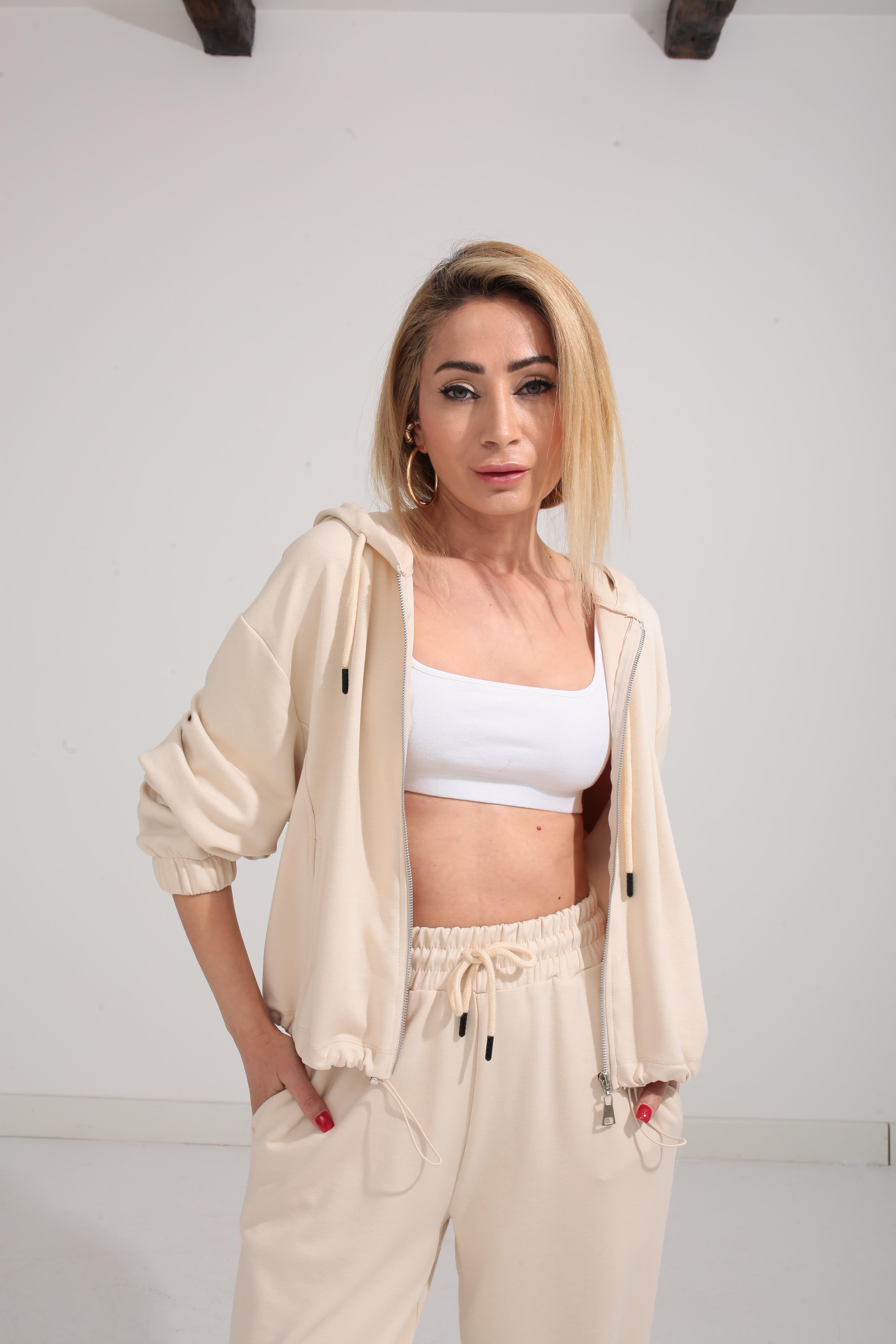 Kapişonlu Paçası Lastikli Krem Spor Takım SPOR TAKIMLAR | NO33