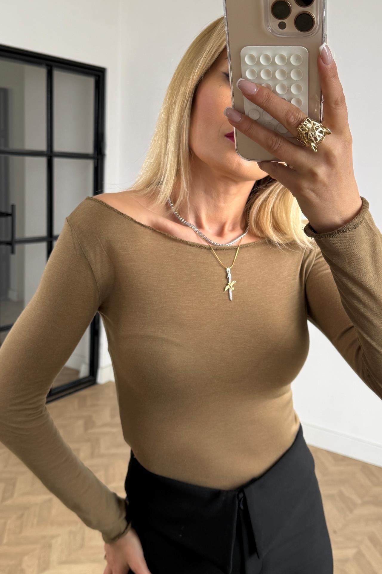 Kayık Yaka Camel Transparan Bluz BLUZ