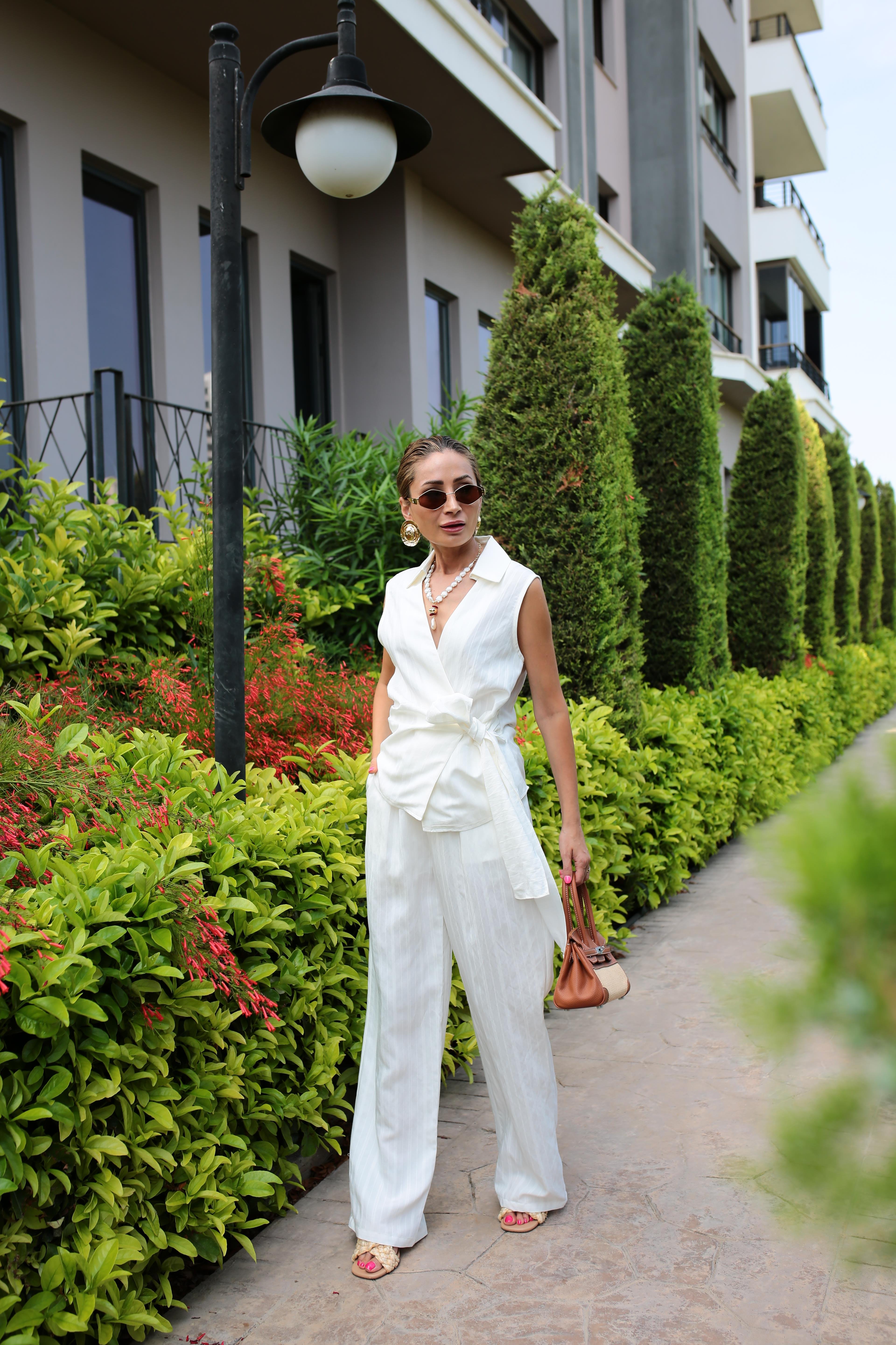 Kendinden Desenli Kruvaze Gömlekli Ekru Takım TAKIM | NO33