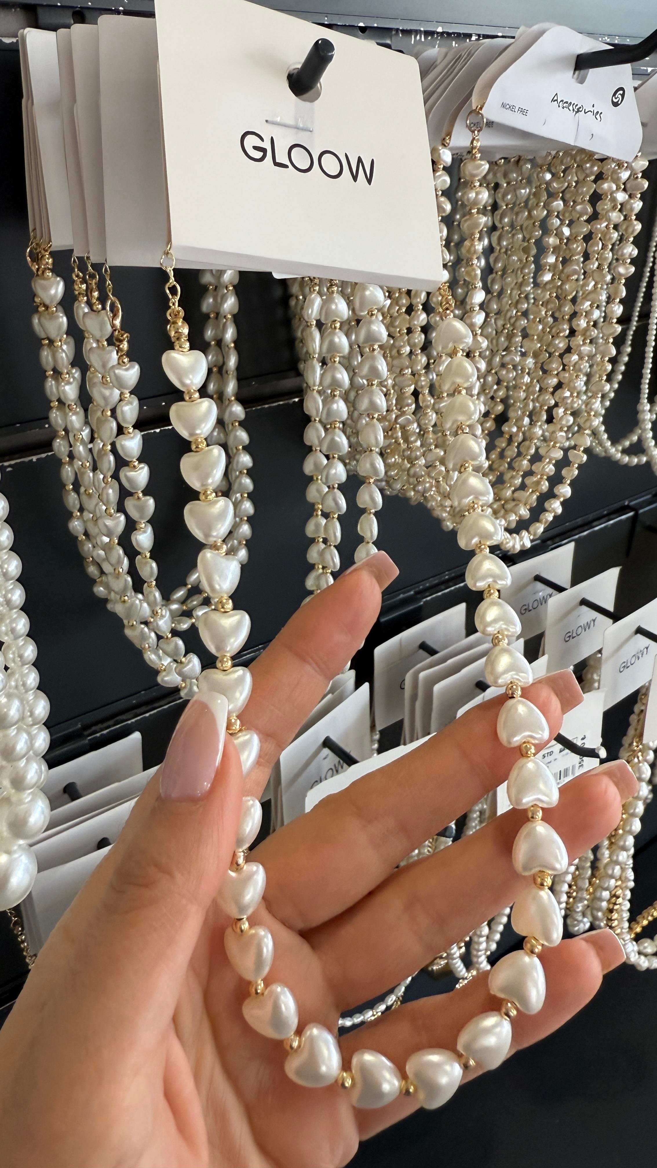 Küçük Kalpli Ekru Kolye KOLYE