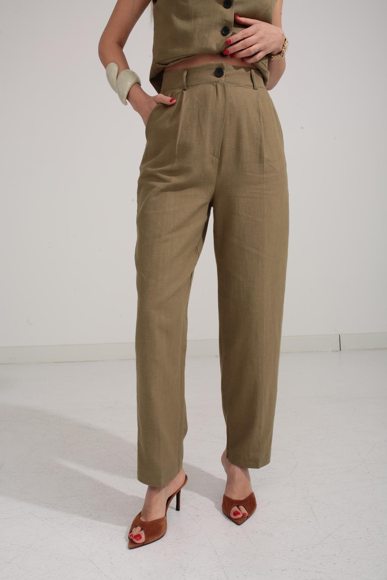 Önü Yırtmaçlı Haki Yelekli Keten Takım TAKIM | NO33