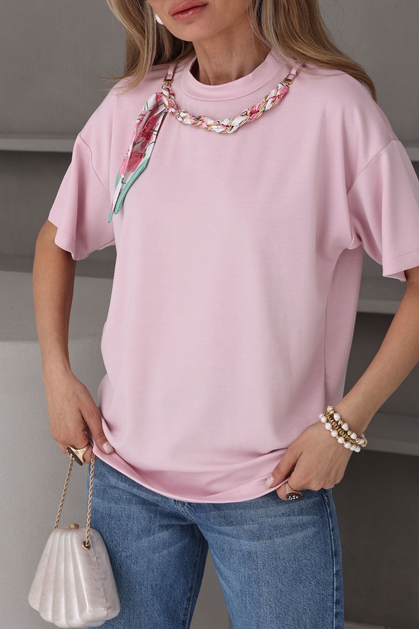 Pembe Fularlı Basic Tshirt T-SHİRT | NO33