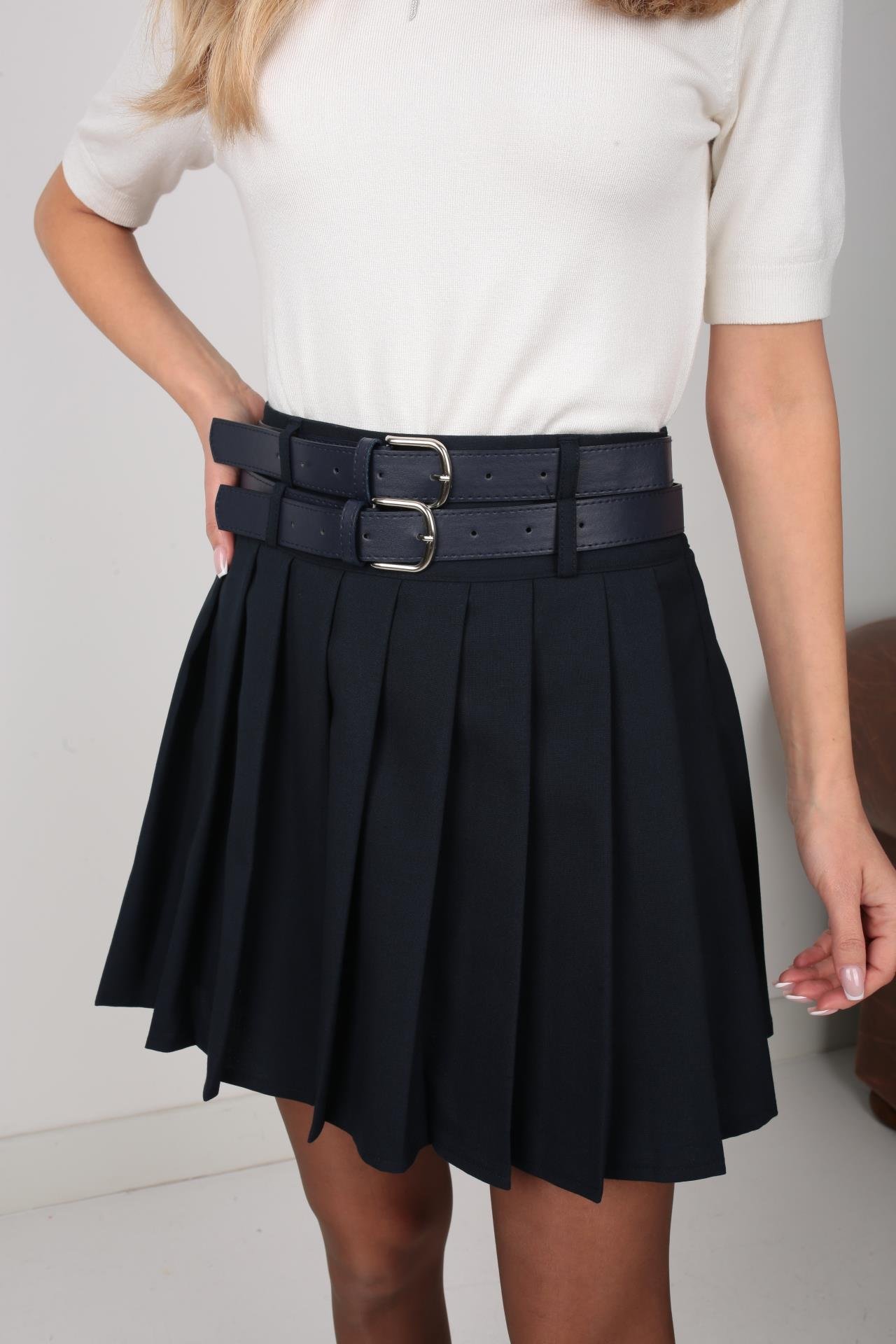 Pileli Çift Kemerli Lacivert Mini Etek ETEK