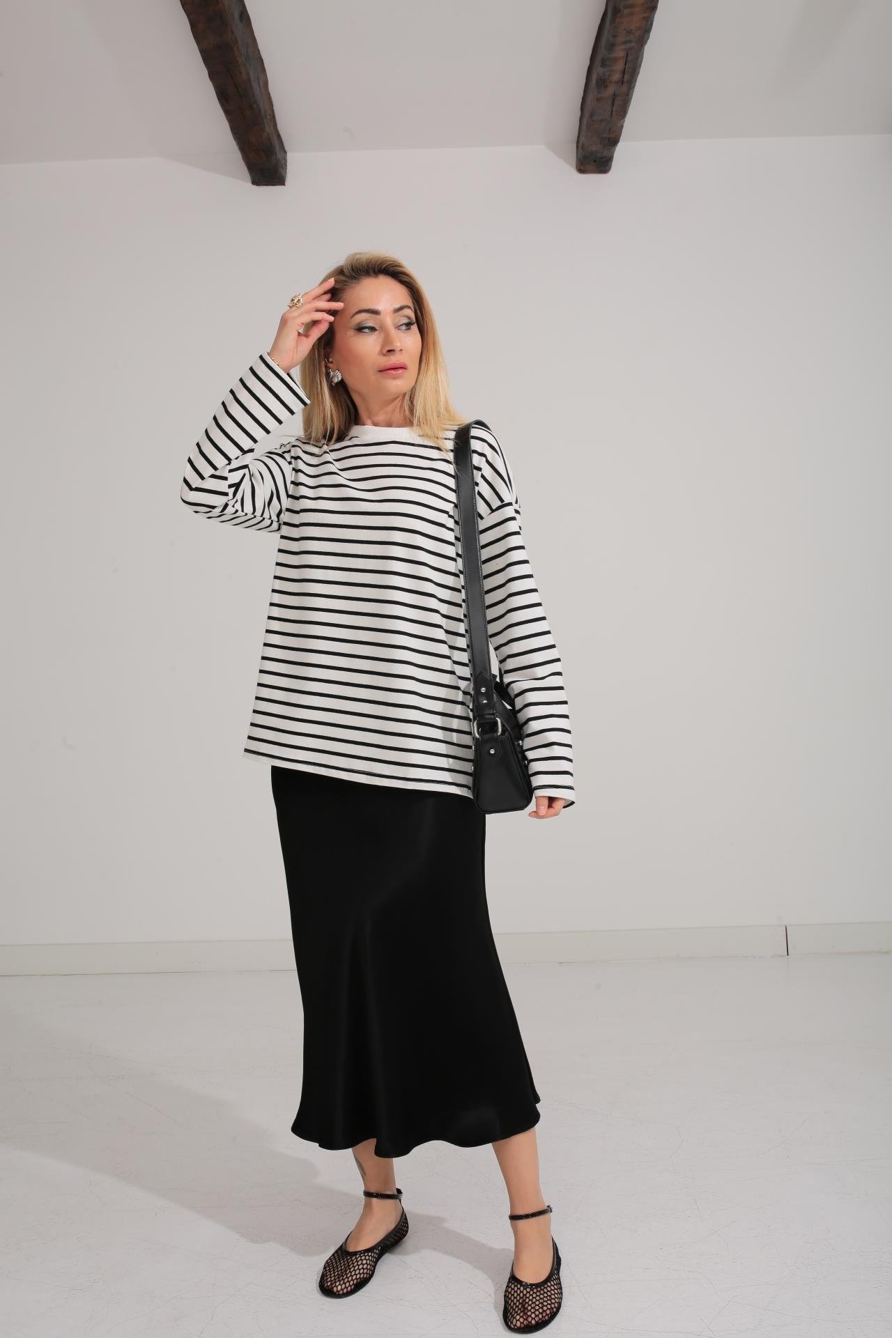 Siyah Çizgili İnce Sweat SWEATSHİRT