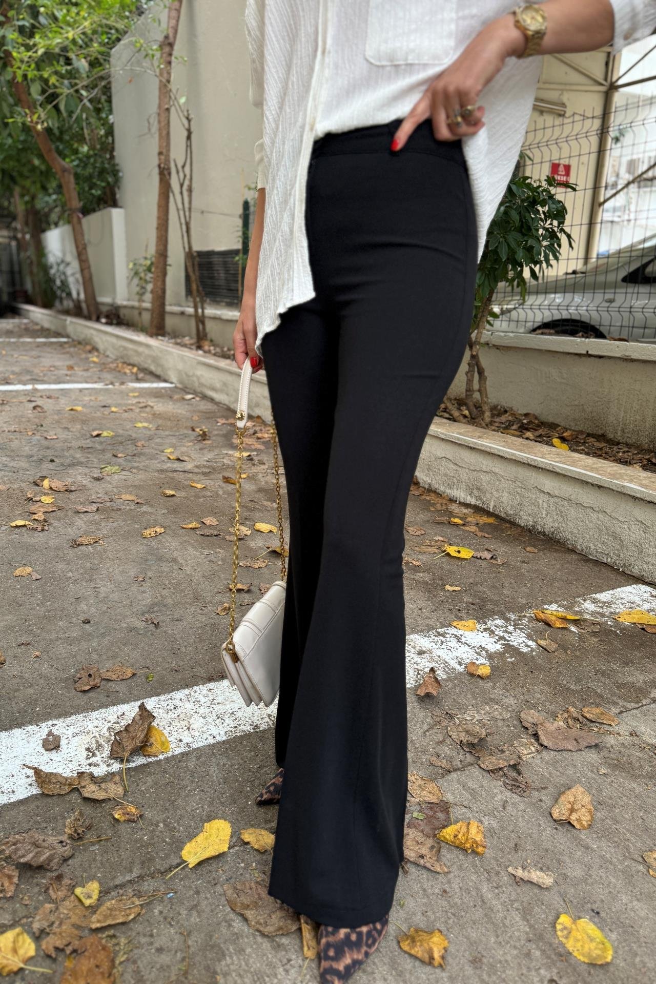 Siyah İspanyol Paça Kumaş Pantolon PANTOLON