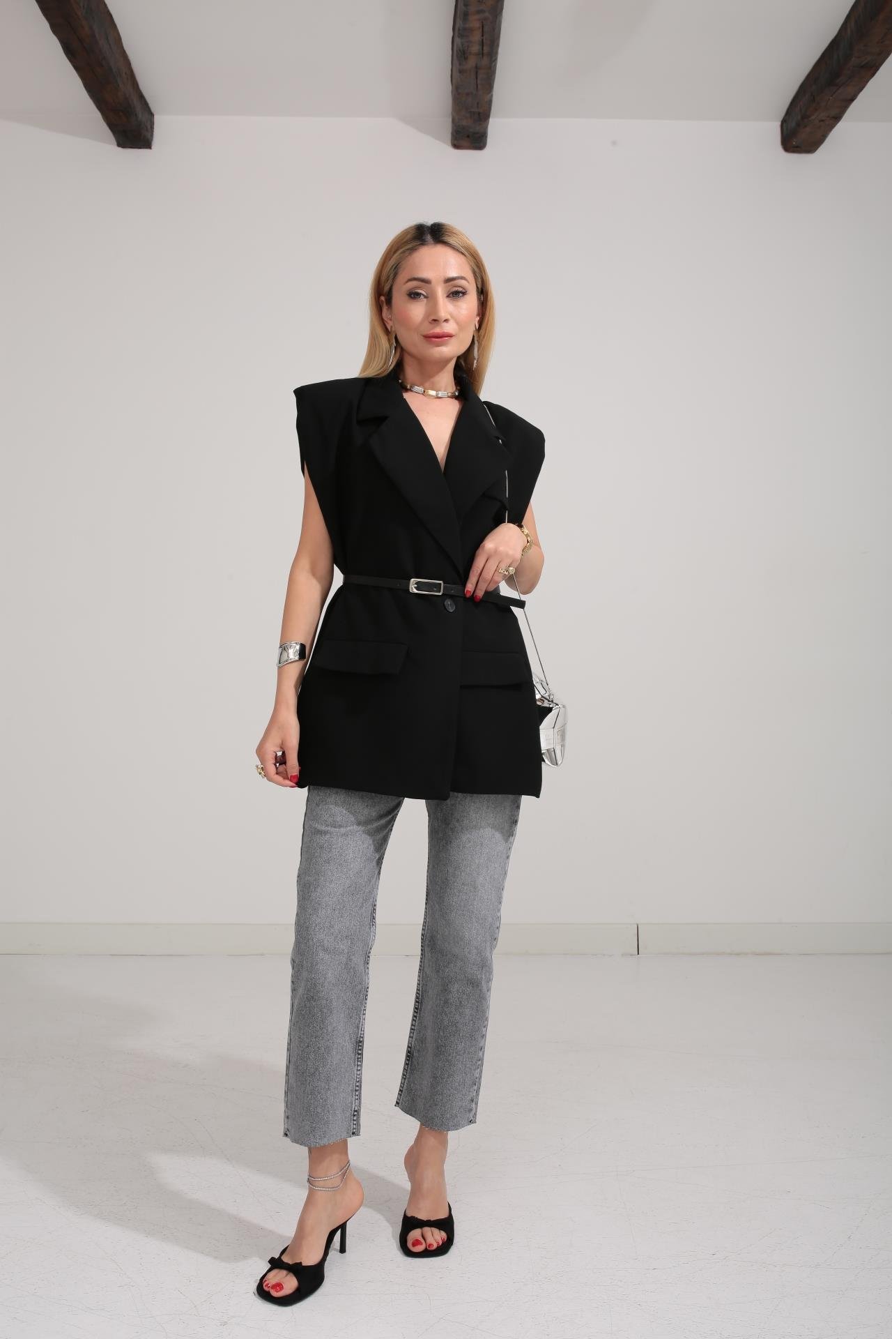 Siyah Kemerli Oversize Kumaş Yelek YELEK | NO33