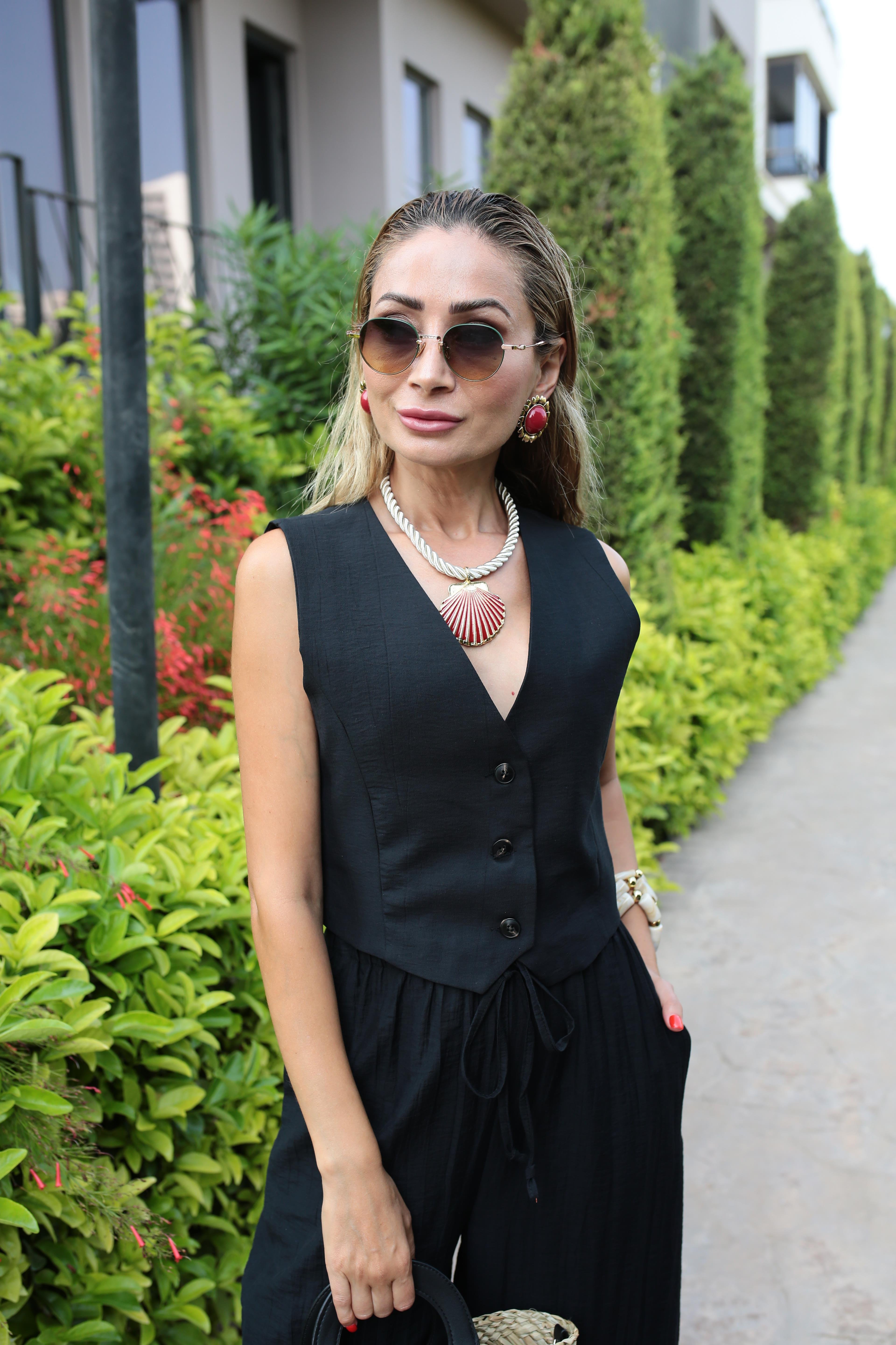 Siyah Yelekli Şalvar Kesim Takım TAKIM | NO33