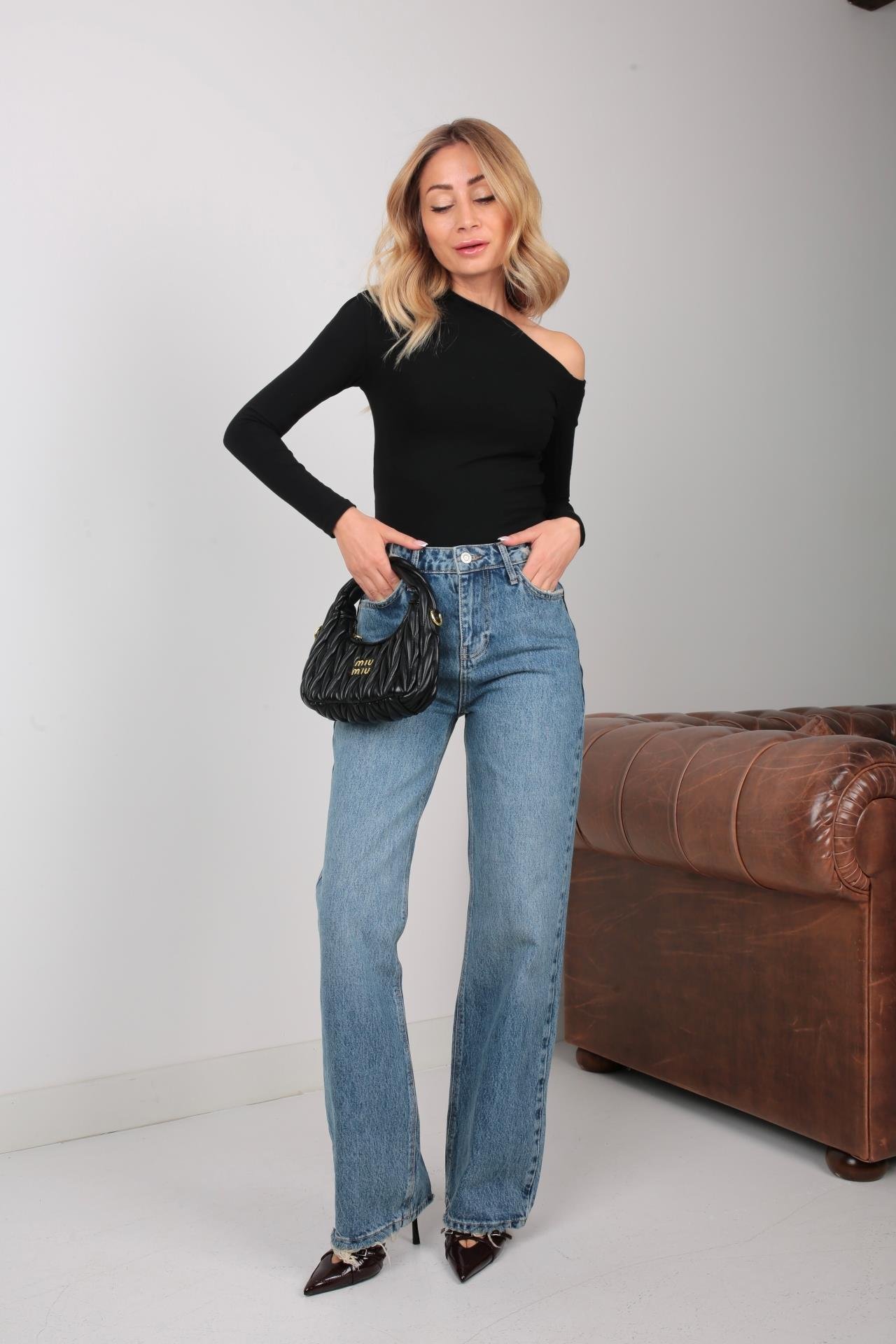 Straight Leg BootCut Jean (1969-2) JEAN