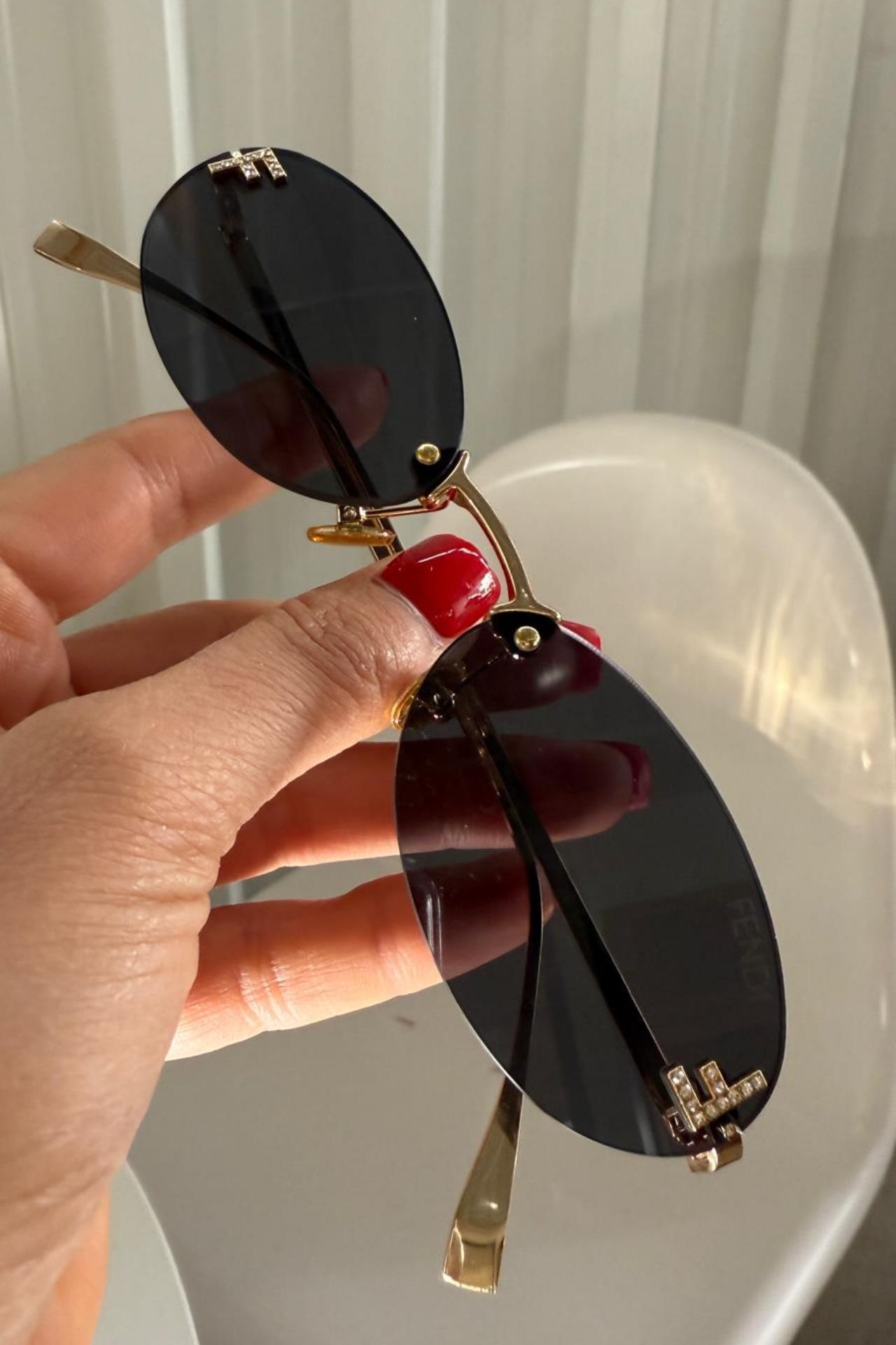 Tai İşli Gold Detay Siyah Gözlük GÜNEŞ GÖZLÜĞÜ | NO33