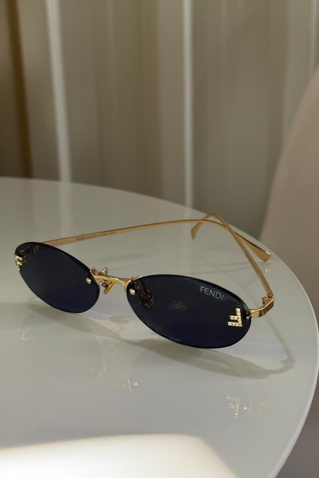 Tai İşli Gold Detay Siyah Gözlük GÜNEŞ GÖZLÜĞÜ | NO33