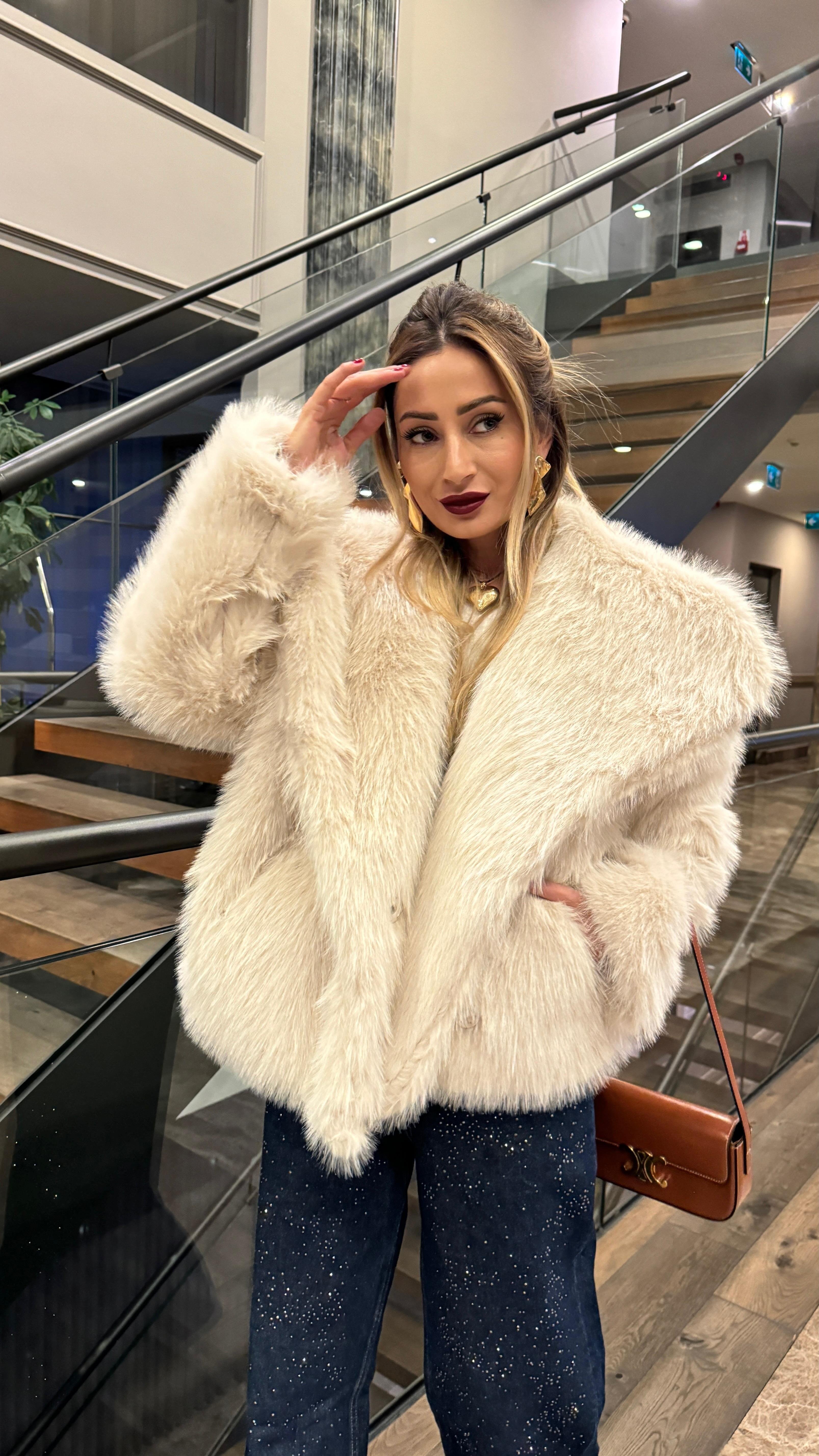 Taş Astarlı Premium Kürk KABAN