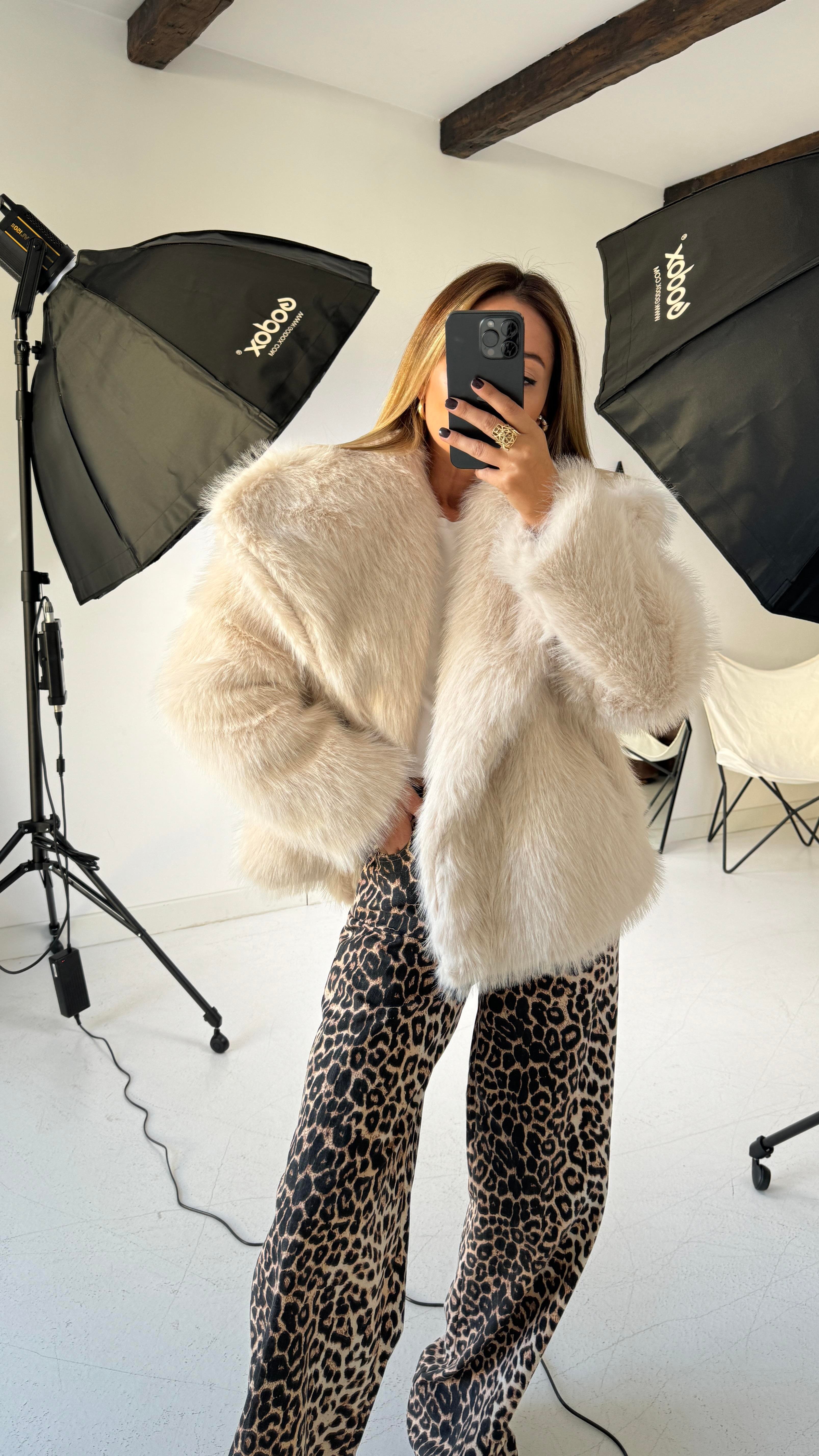 Taş Astarlı Premium Kürk KABAN