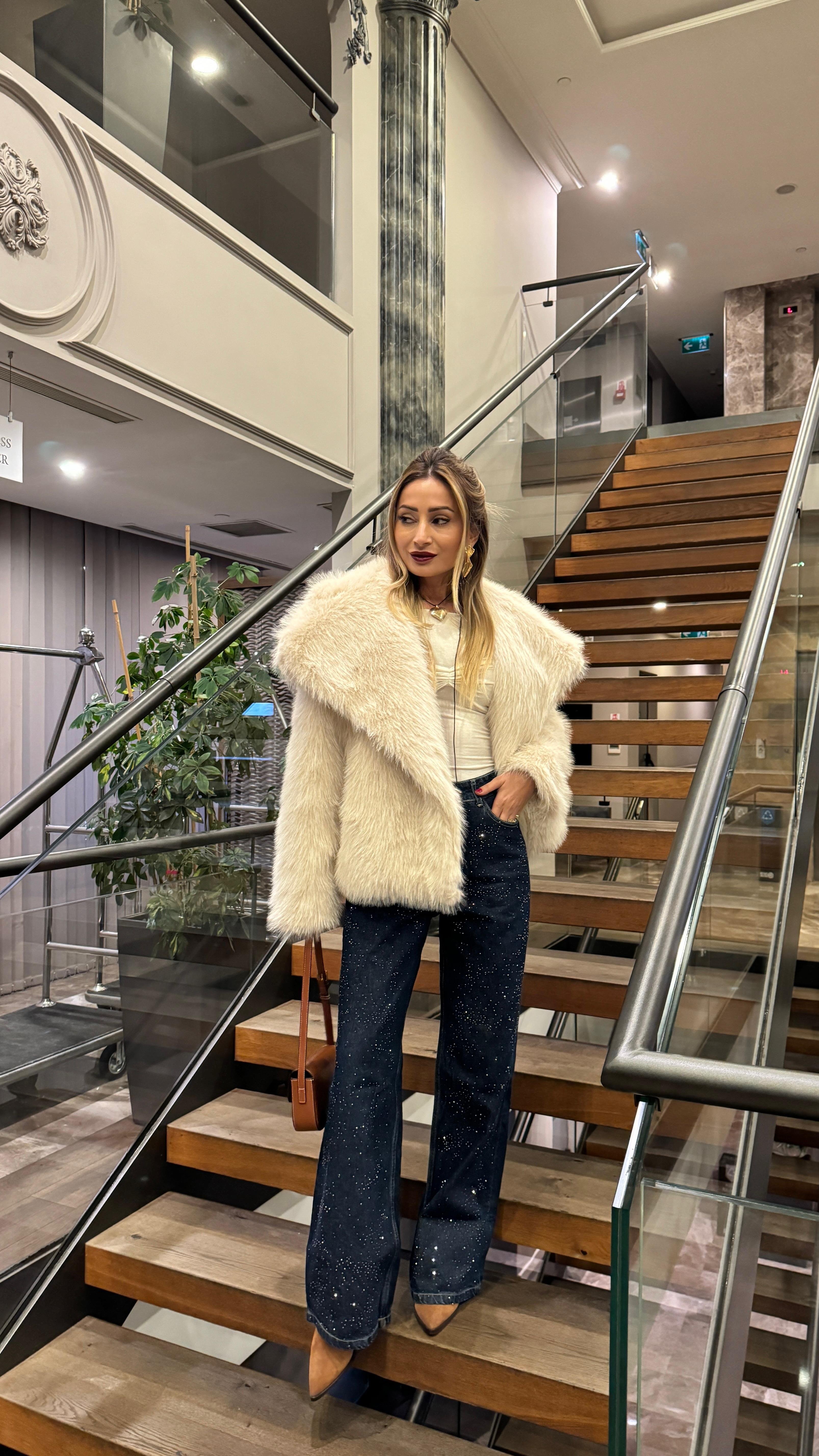 Taş Astarlı Premium Kürk KABAN