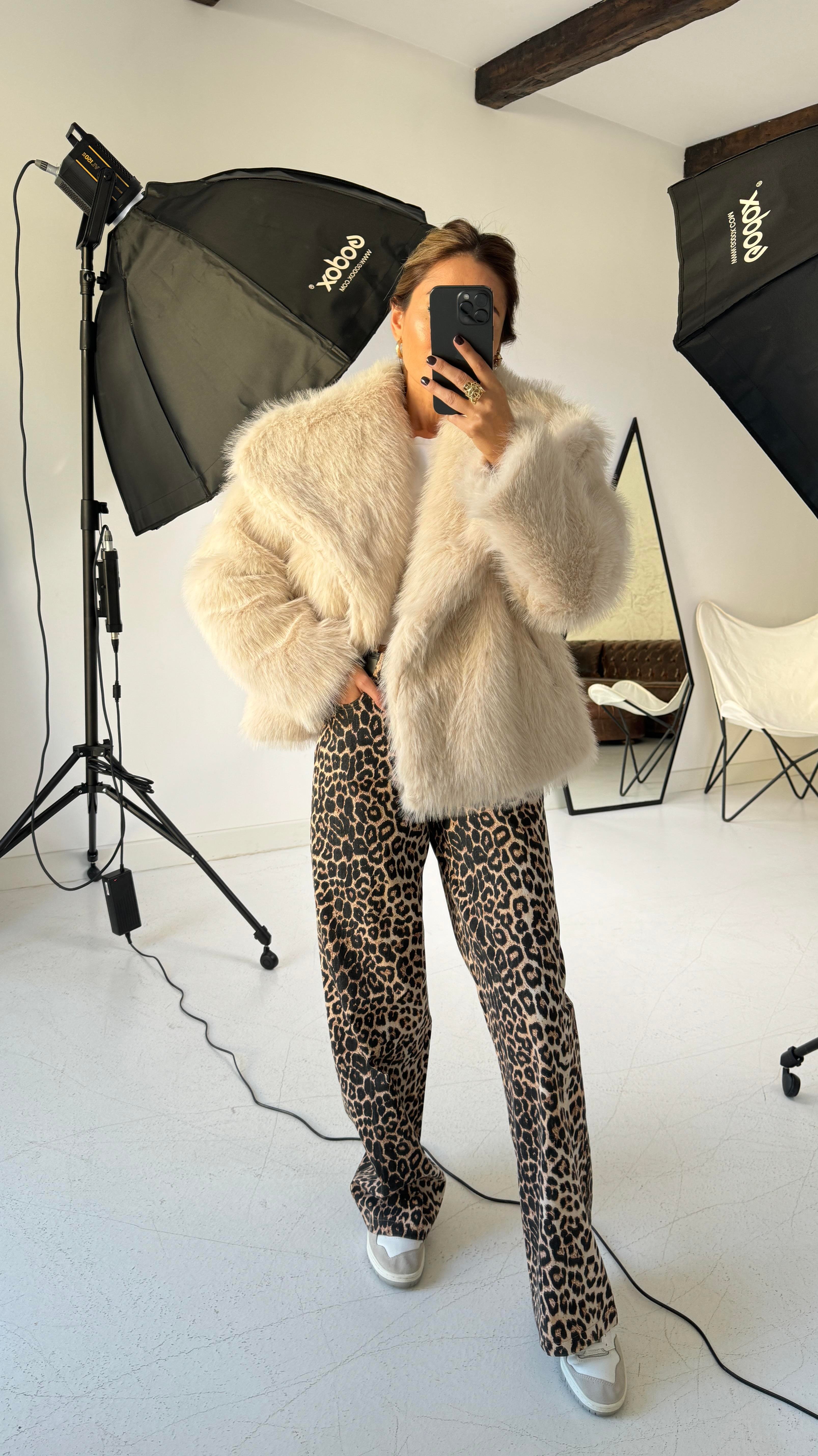 Taş Astarlı Premium Kürk KABAN