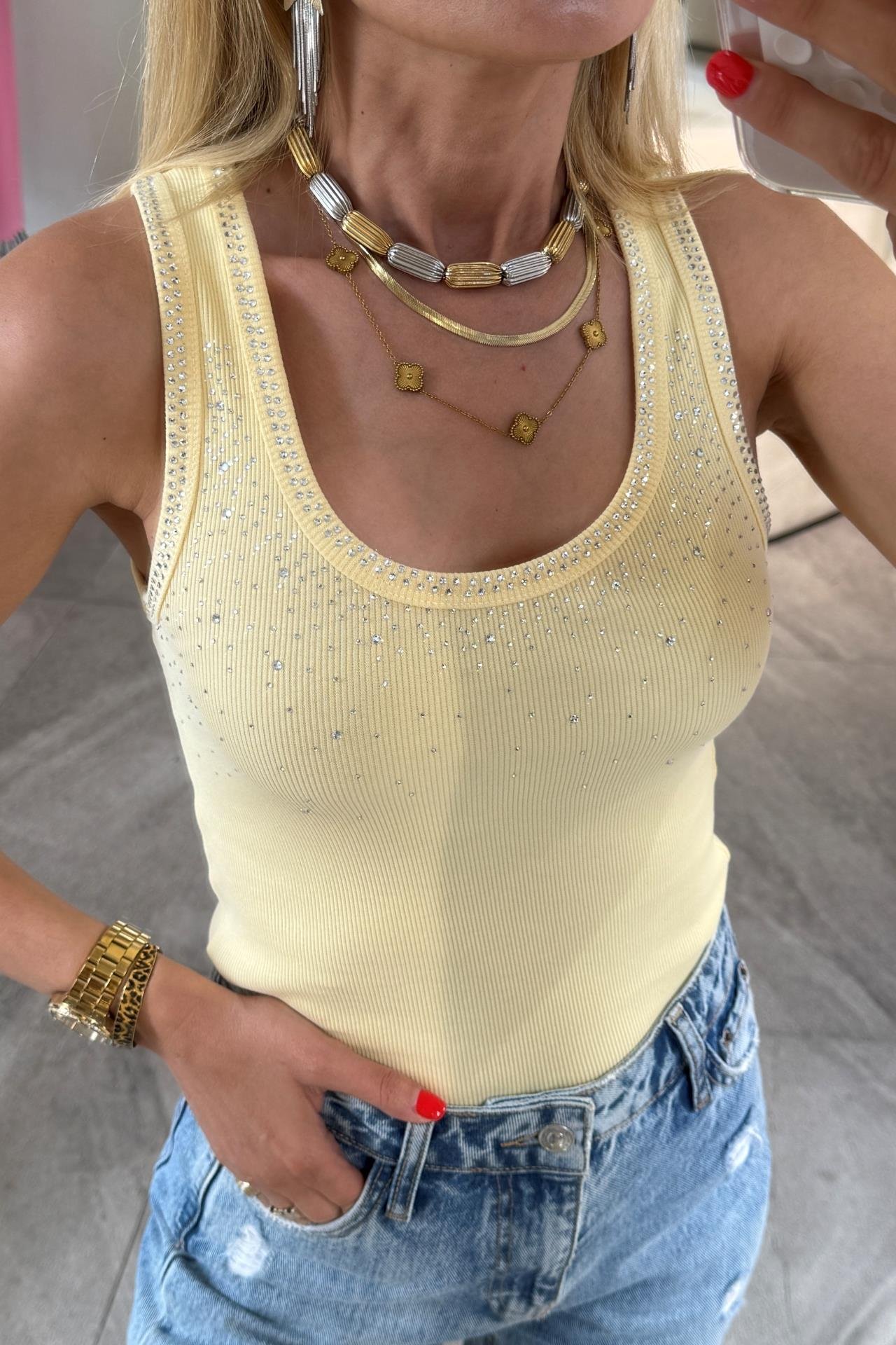 Taş Baskılı Havuz Yaka Sarı Fitilli Atlet ATLET | NO33