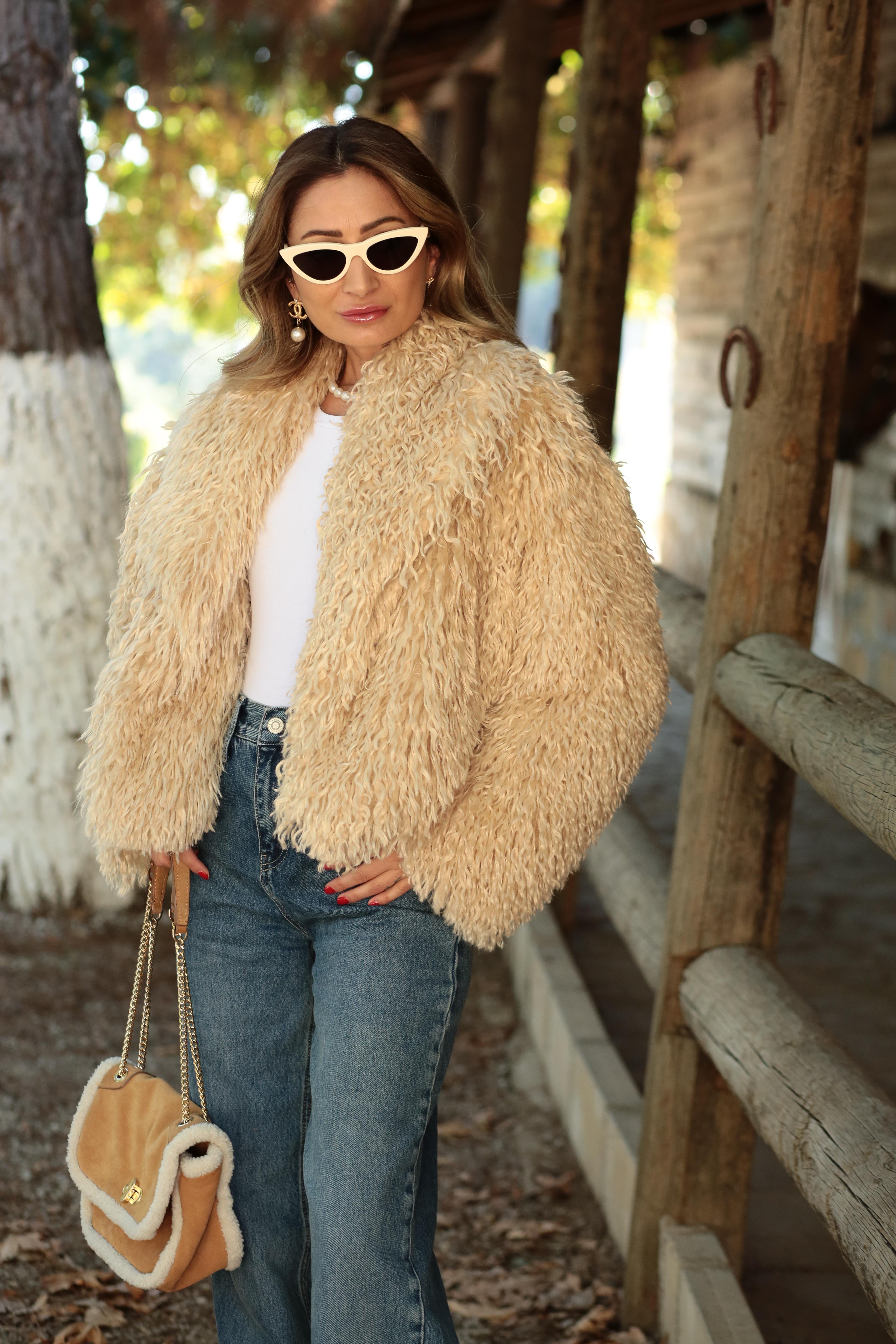 Taş Rengi Kısa Premium Kürk KABAN