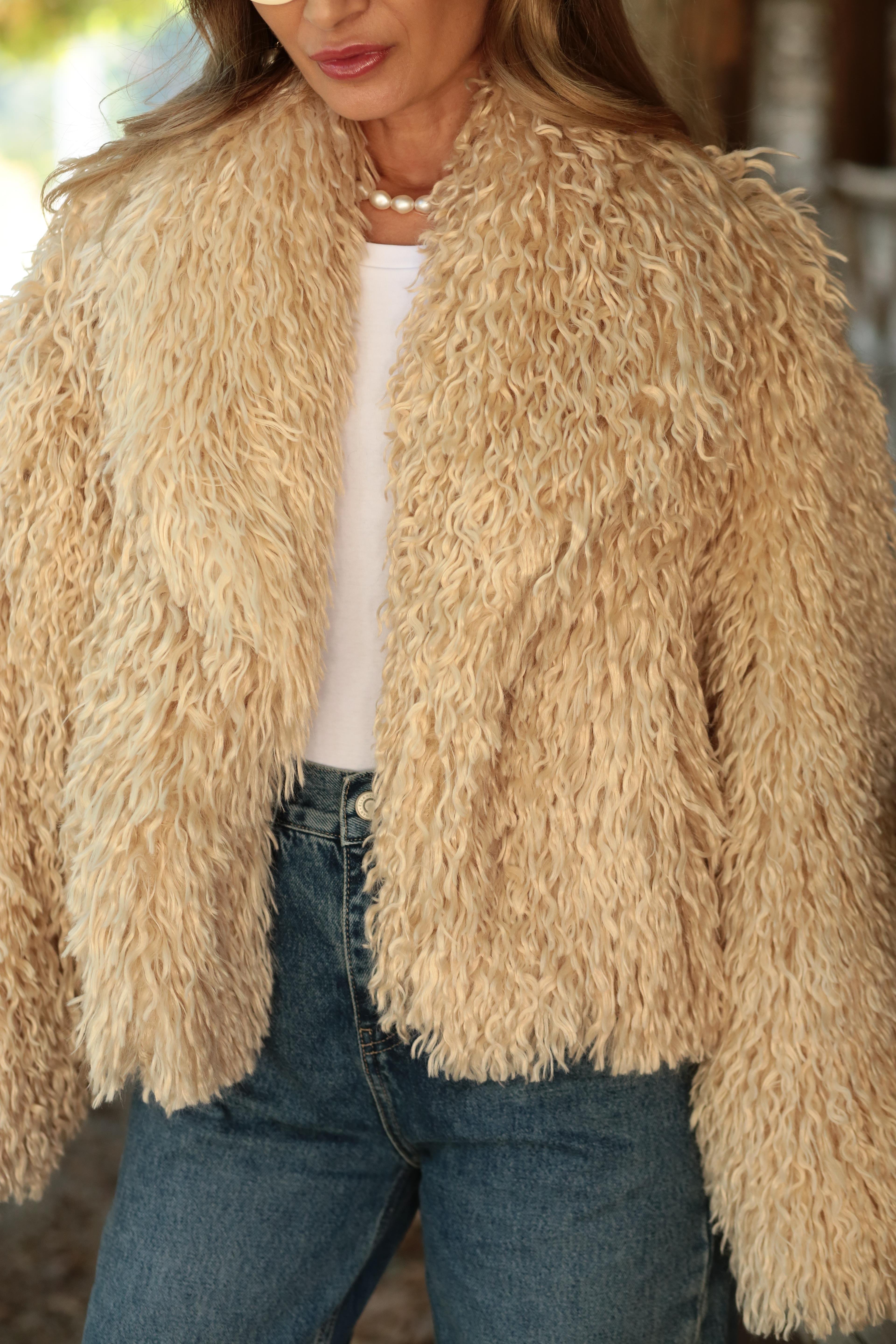 Taş Rengi Kısa Premium Kürk KABAN