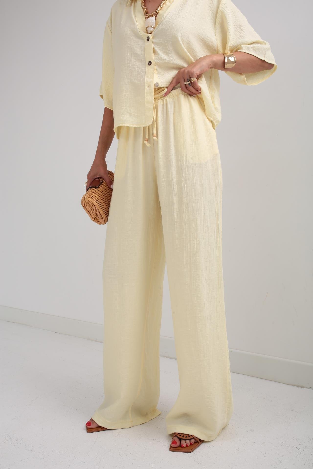 V Yaka Düğmeli Sarı Takım TAKIM | NO33