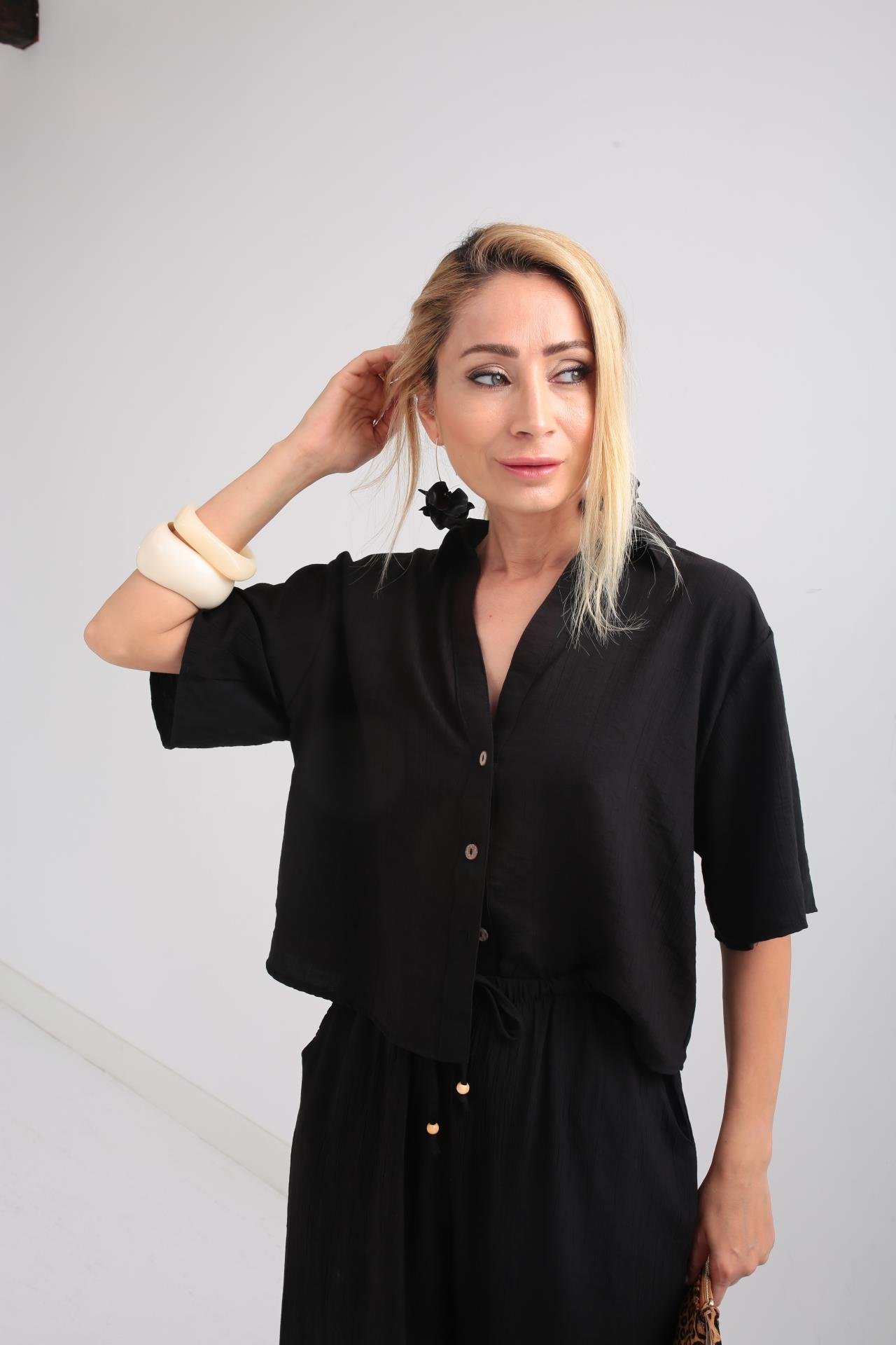 V Yaka Düğmeli Siyah Takım TAKIM | NO33