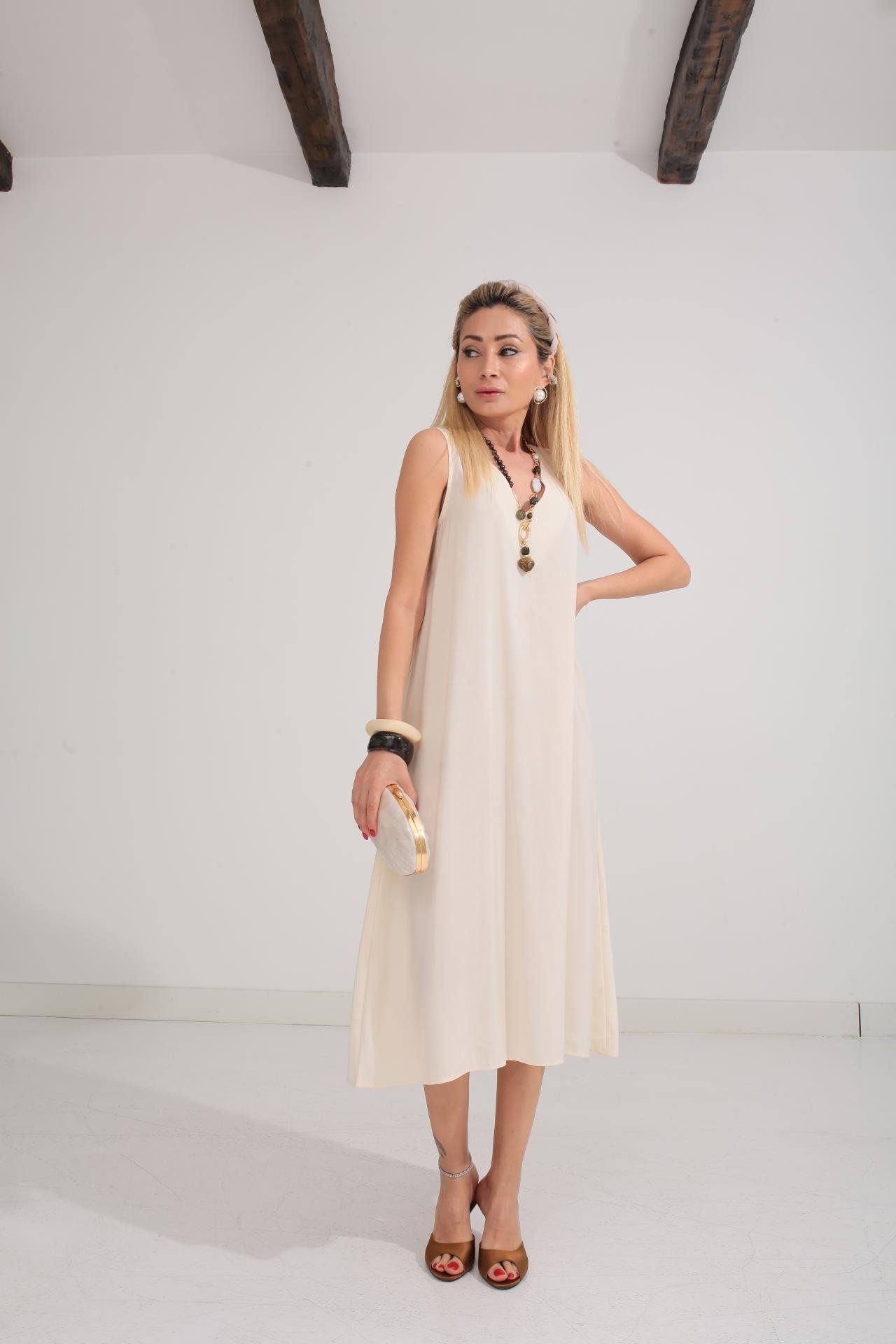 V Yaka Uzun Ekru Elbise ELBİSE | NO33