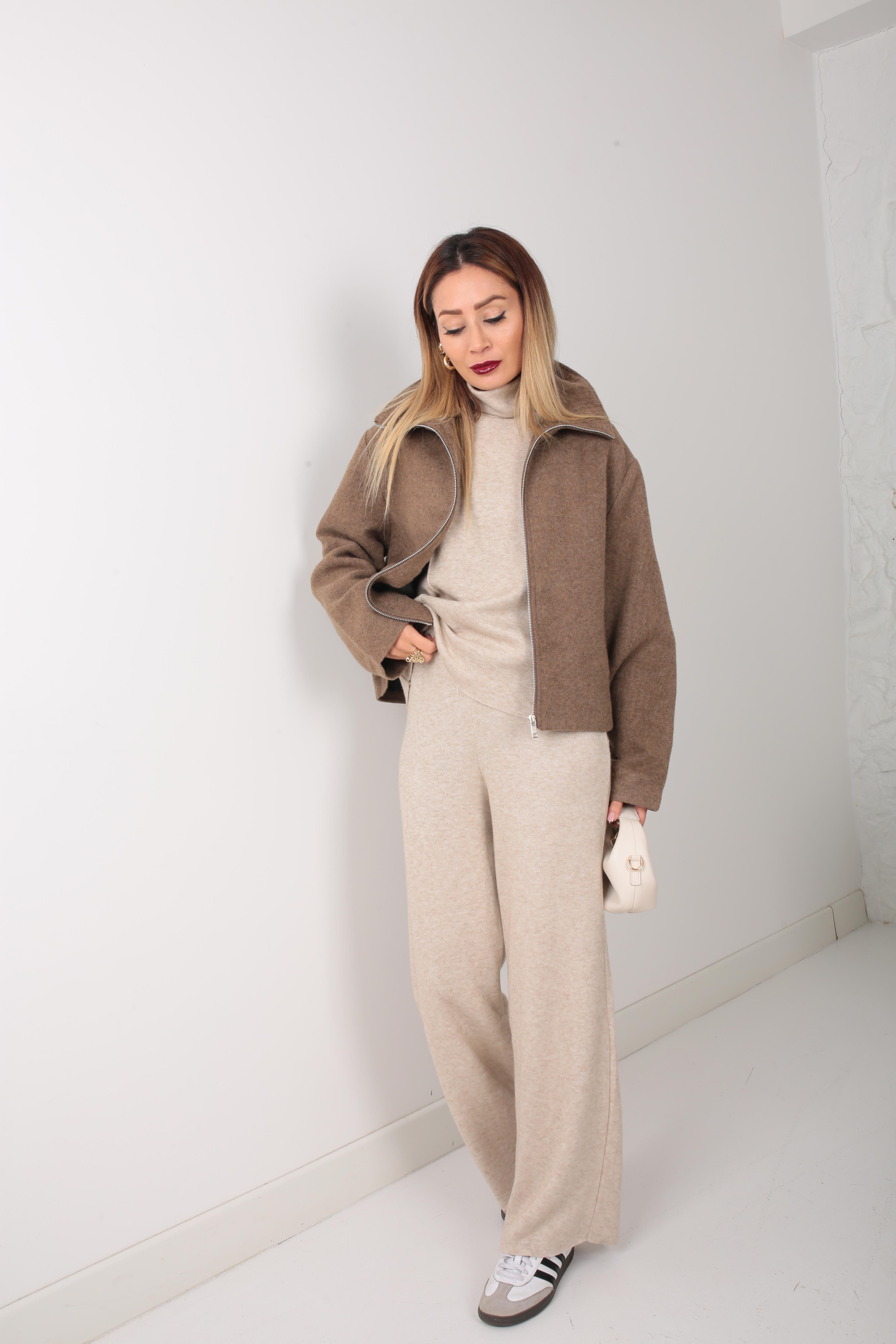 Vizon Dik Yaka Fermuarlı Kısa Kaşe Ceket CEKET