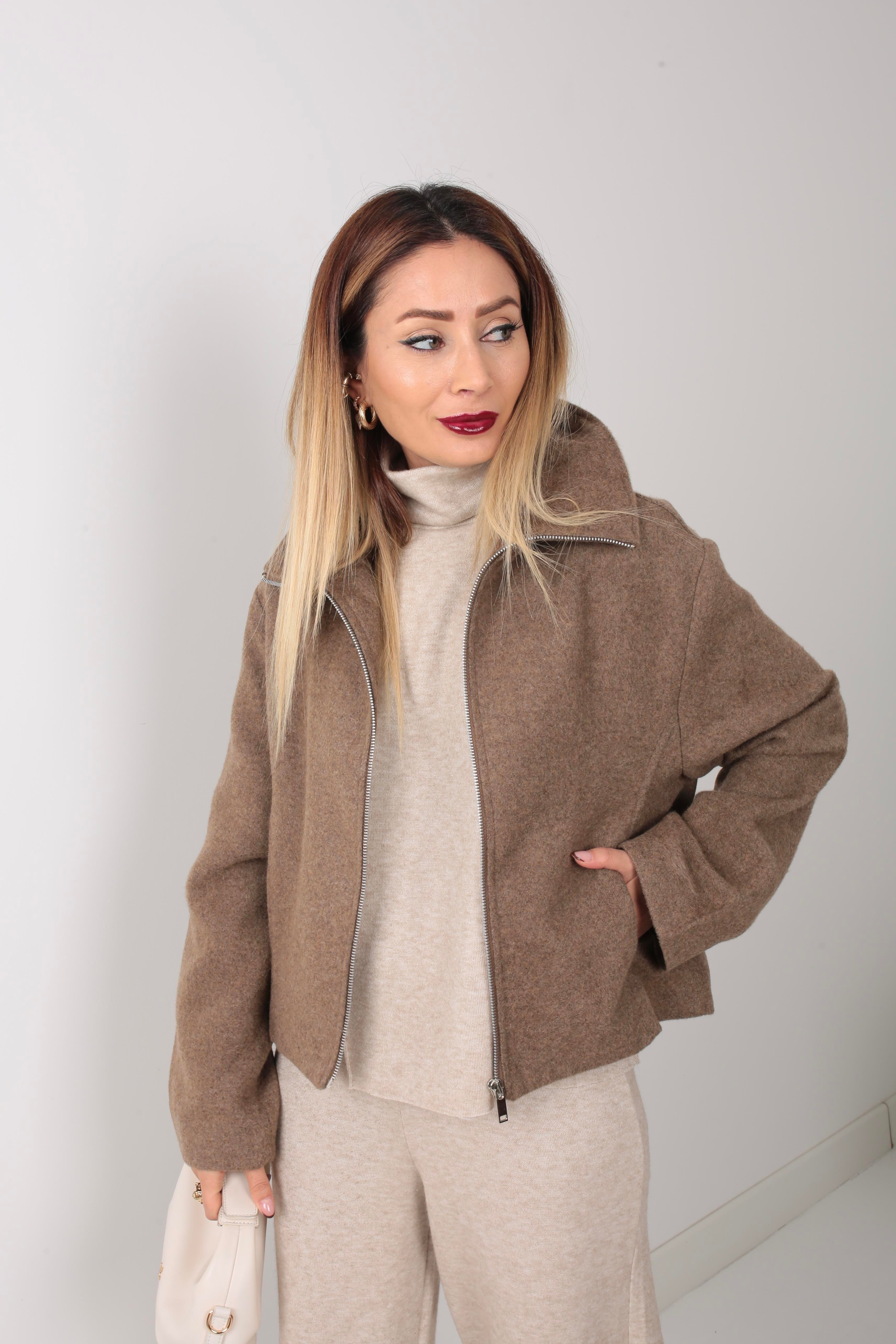 Vizon Dik Yaka Fermuarlı Kısa Kaşe Ceket CEKET