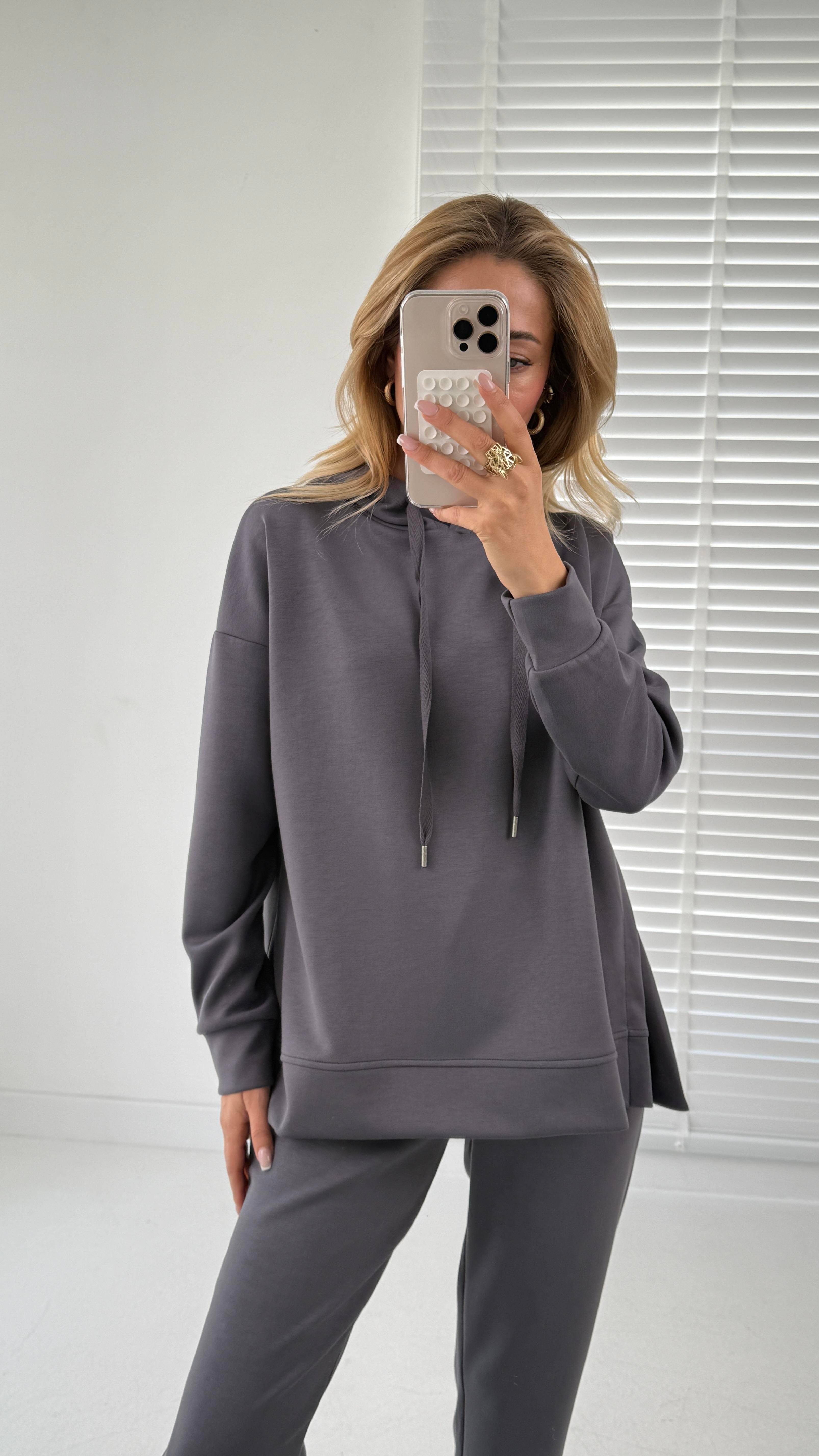 Yanı Yırtmaçlı Füme Modal Spor Takım SPOR TAKIMLAR